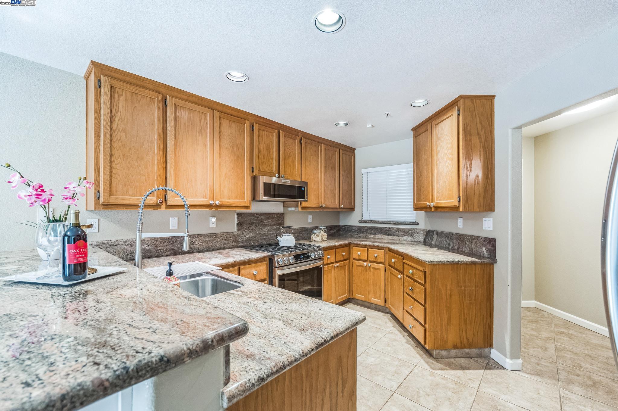 Photo #9: 41099679 Listing: Photo #9