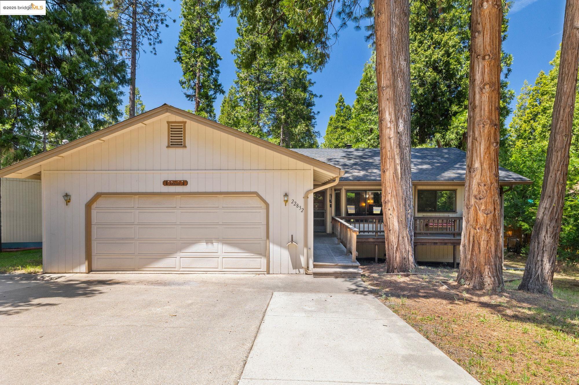 Detail Gallery Image 1 of 1 For 22832 Confidence Rd., Twain Harte,  CA 95383-9999 - 3 Beds | 2 Baths