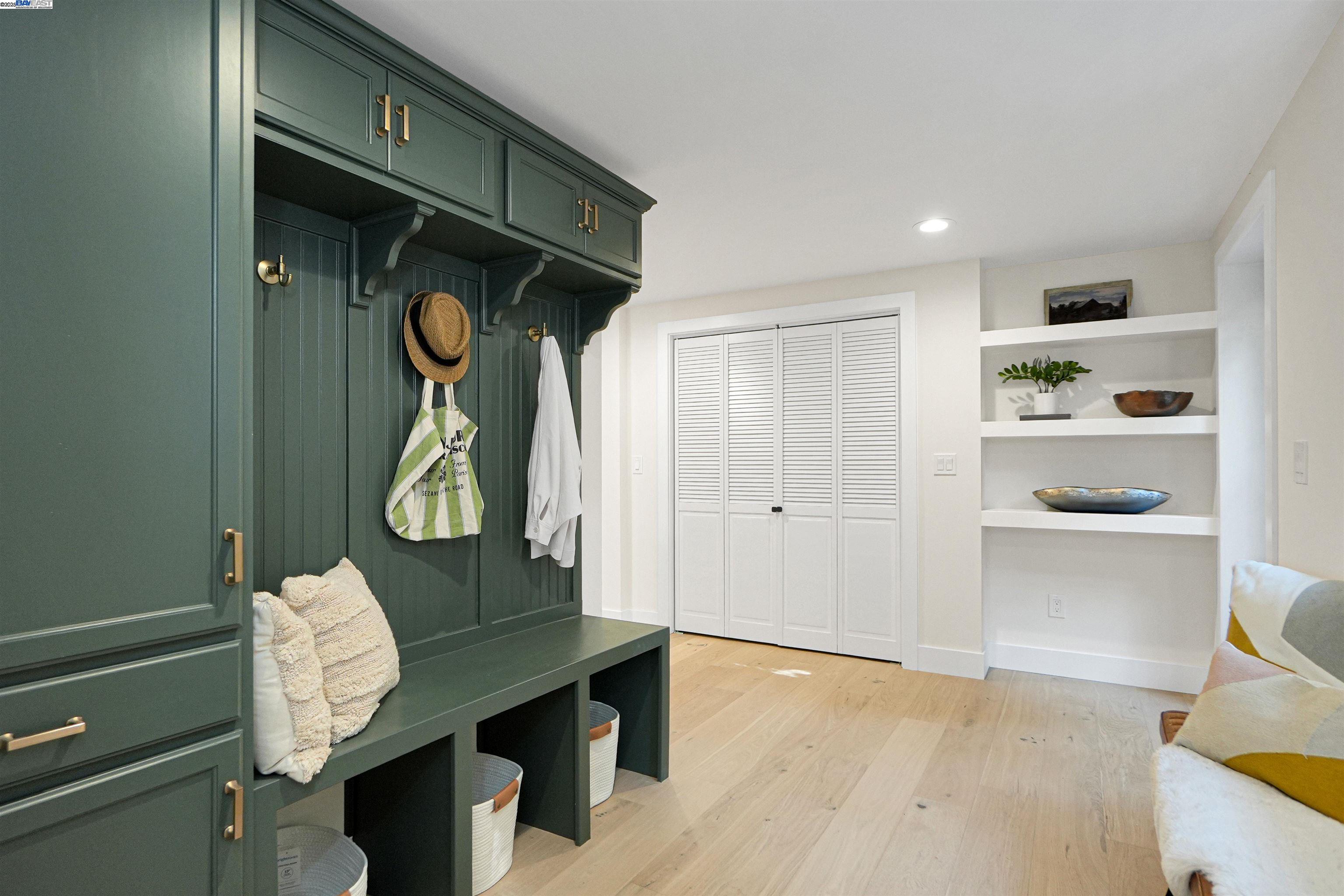 Detail Gallery Image 38 of 60 For 452 59th St, Oakland,  CA 94609 - 4 Beds | 3 Baths