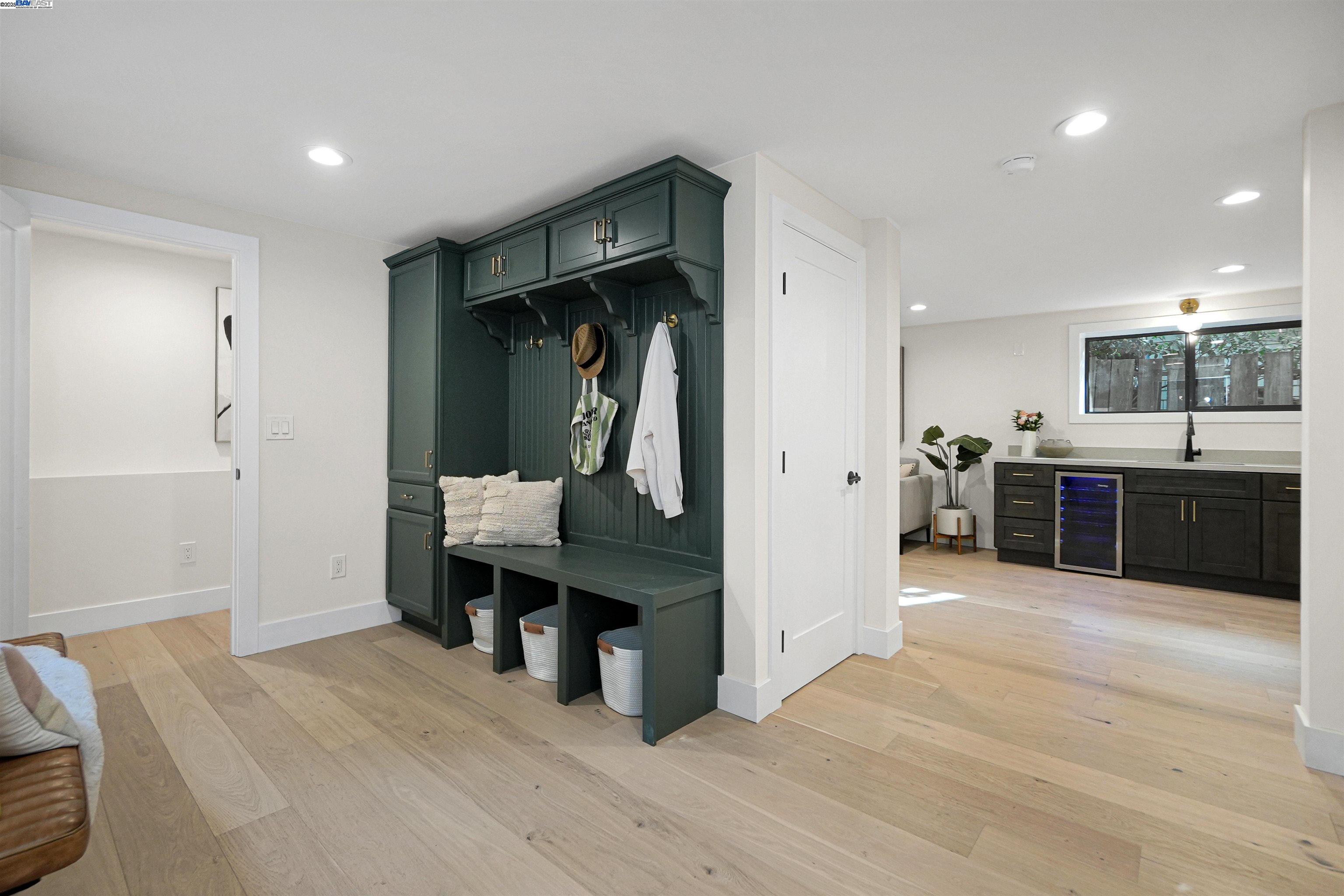 Detail Gallery Image 42 of 60 For 452 59th St, Oakland,  CA 94609 - 4 Beds | 3 Baths