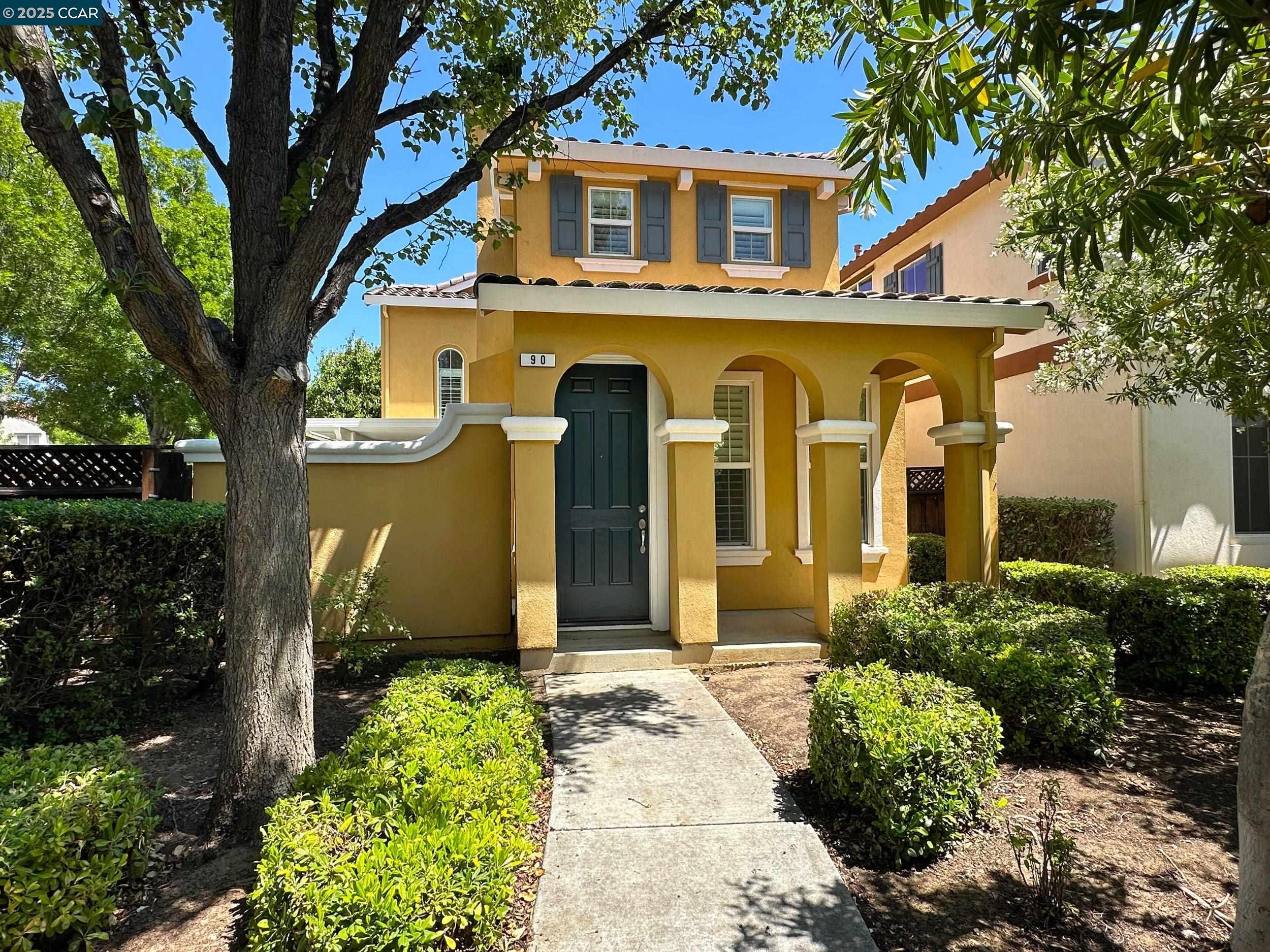Detail Gallery Image 1 of 30 For 90 W Amistad Ln, Mountain House,  CA 95391 - 3 Beds | 2/1 Baths