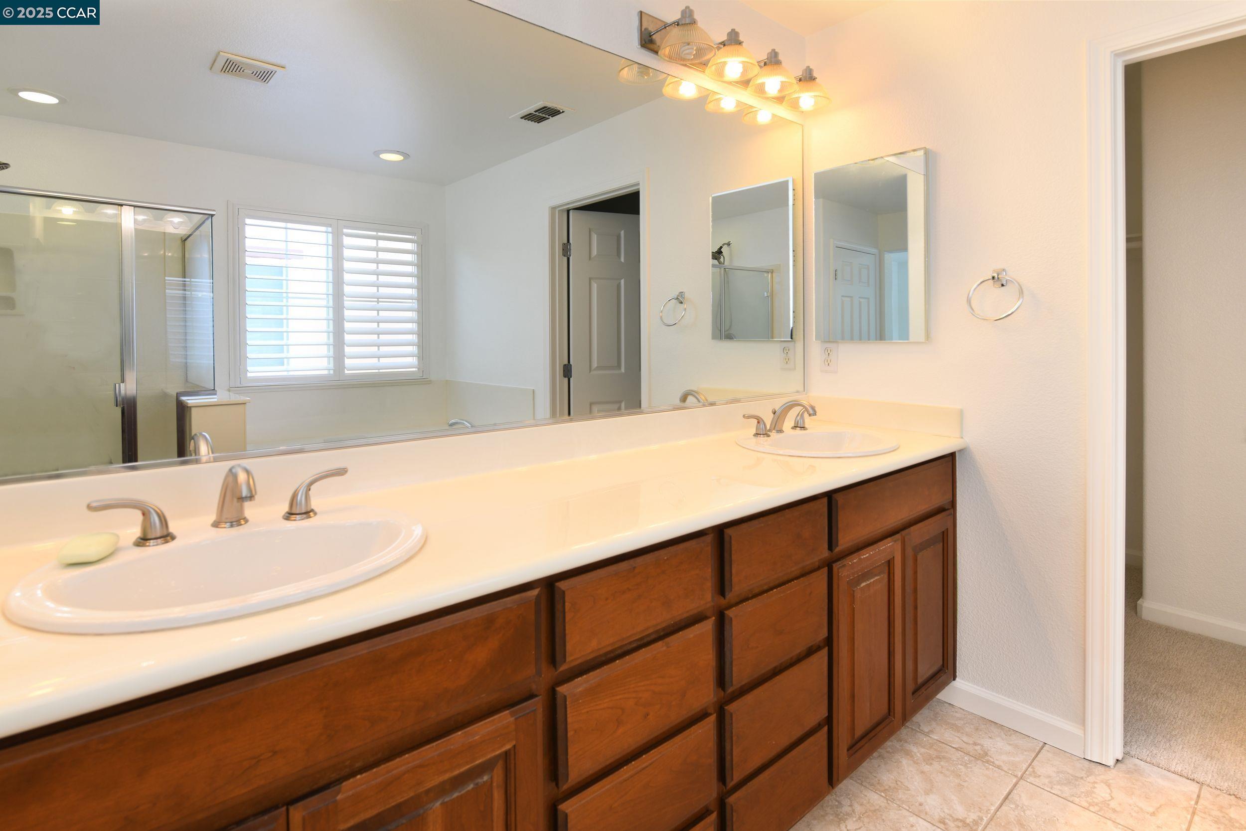 Detail Gallery Image 18 of 30 For 90 W Amistad Ln, Mountain House,  CA 95391 - 3 Beds | 2/1 Baths