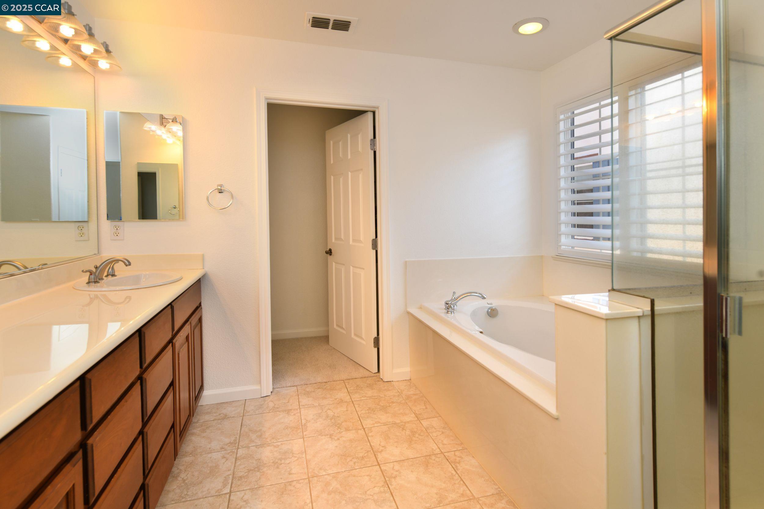 Detail Gallery Image 21 of 30 For 90 W Amistad Ln, Mountain House,  CA 95391 - 3 Beds | 2/1 Baths