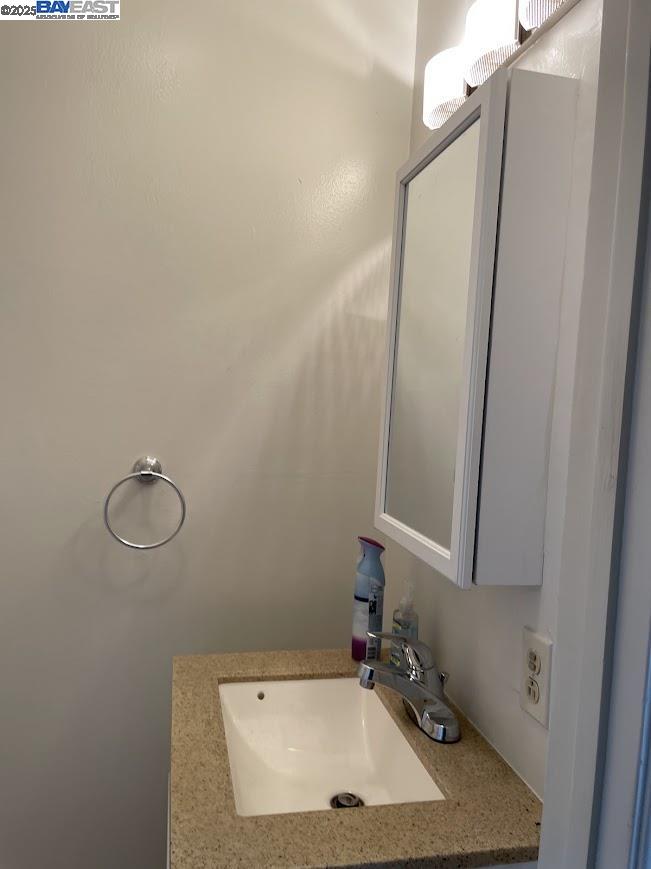Detail Gallery Image 11 of 17 For 240 Irazu Ct, San Jose,  CA 95116 - 3 Beds | 1/1 Baths