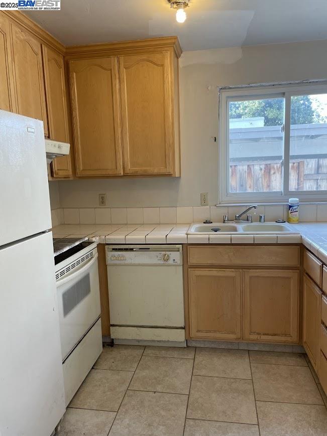 Detail Gallery Image 6 of 17 For 240 Irazu Ct, San Jose,  CA 95116 - 3 Beds | 1/1 Baths