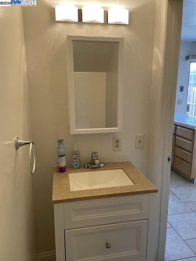 Detail Gallery Image 10 of 17 For 240 Irazu Ct, San Jose,  CA 95116 - 3 Beds | 1/1 Baths