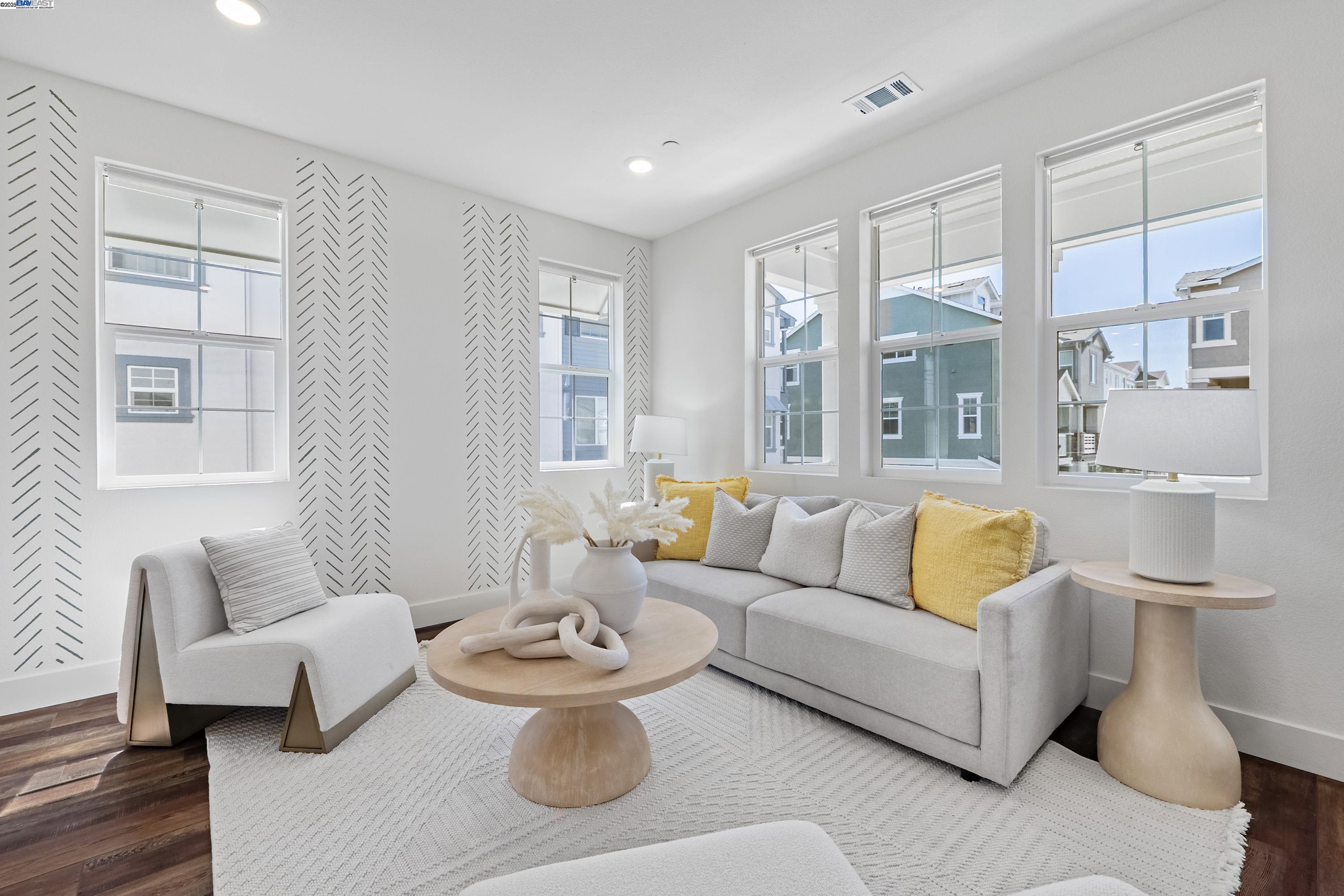 Photo #3: 41099699 Listing 