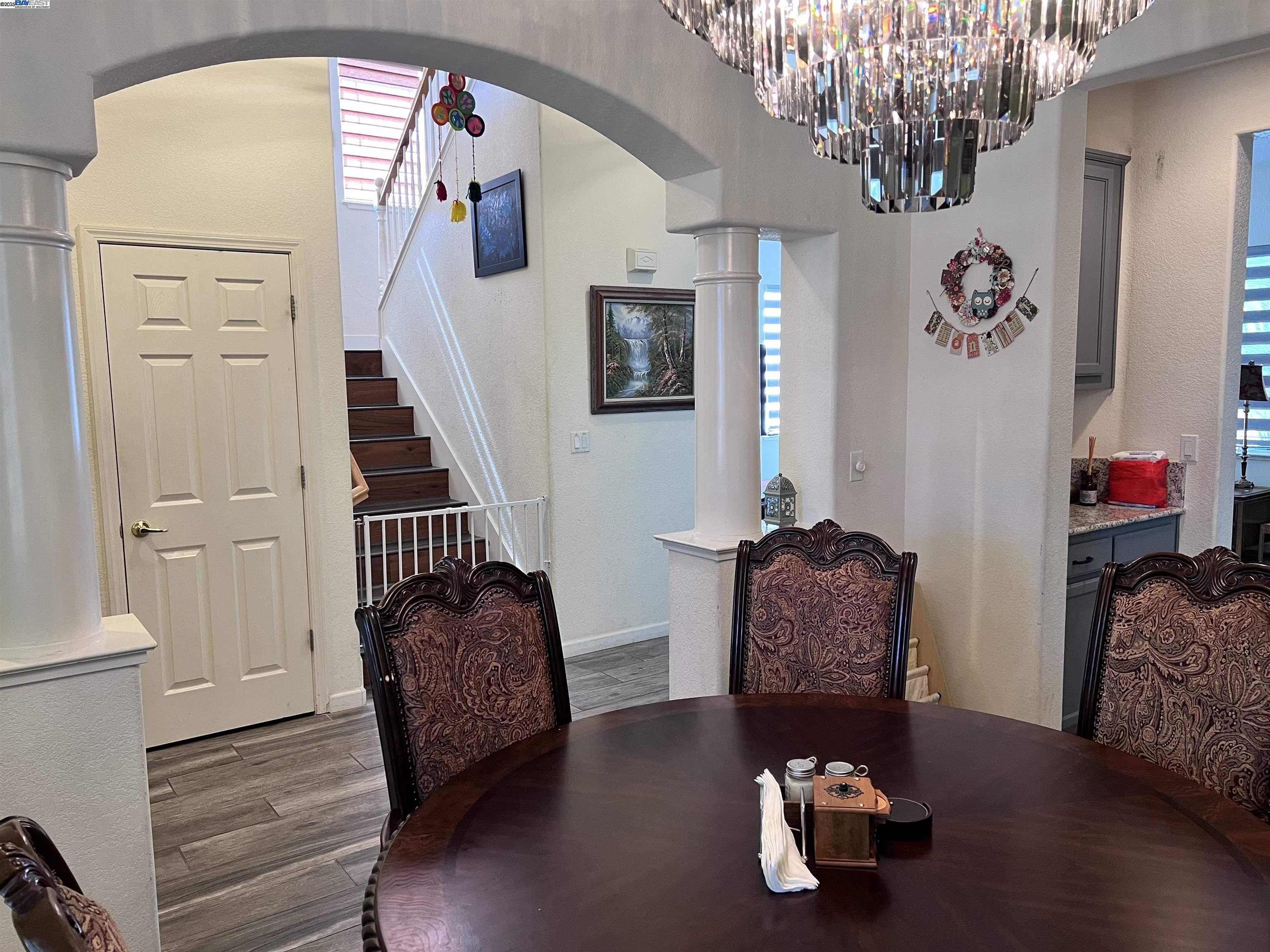 Detail Gallery Image 11 of 24 For 1089 Somersby Way, Brentwood,  CA 94513 - 4 Beds | 2/1 Baths