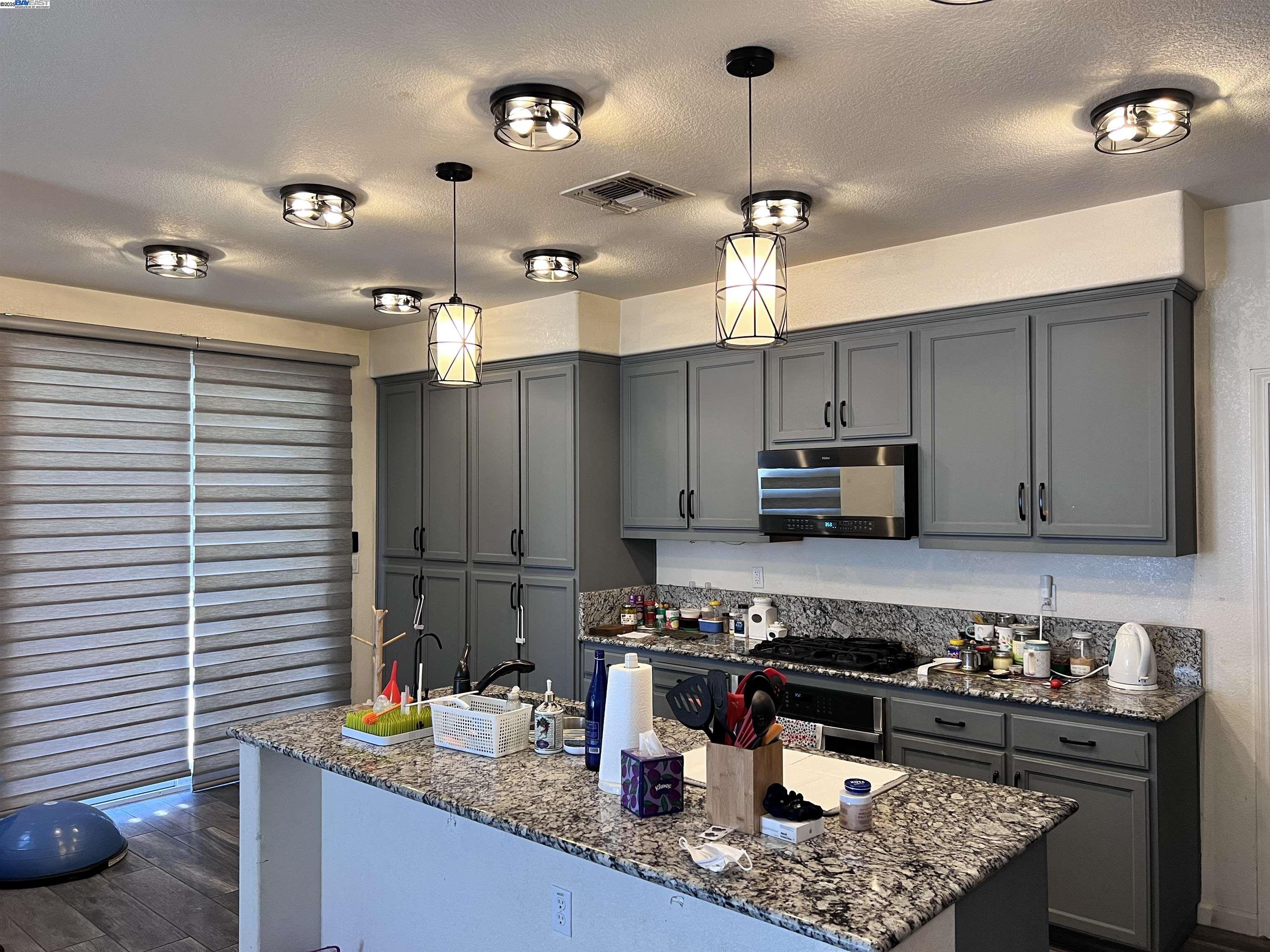 Detail Gallery Image 8 of 24 For 1089 Somersby Way, Brentwood,  CA 94513 - 4 Beds | 2/1 Baths