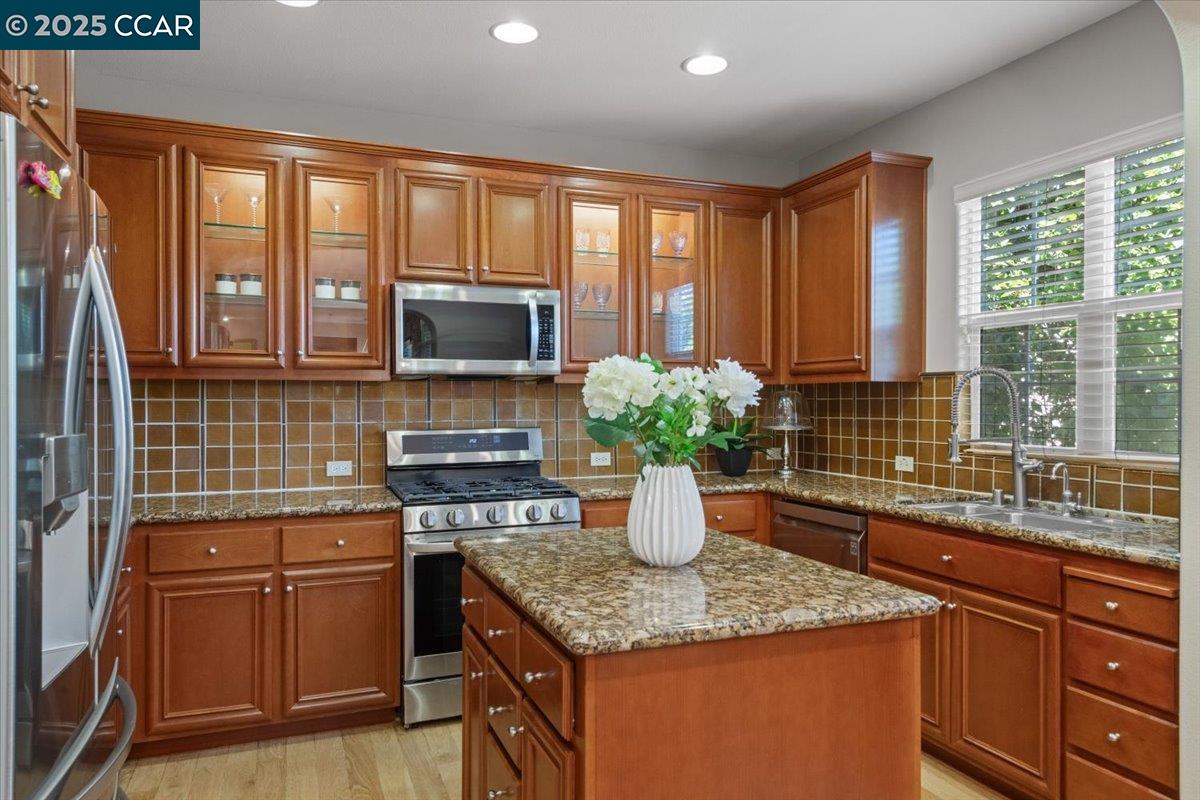 Photo #22: 41099711 Listing: Photo #22