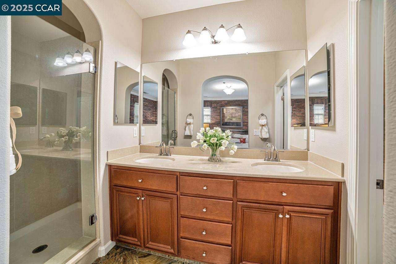 Photo #32: 41099711 Listing: Photo #32