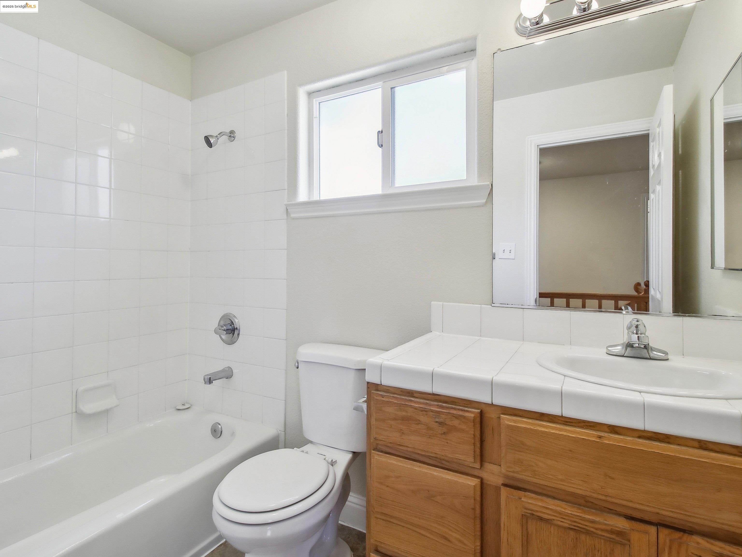 Photo #12: 41099714 Listing: Photo #12
