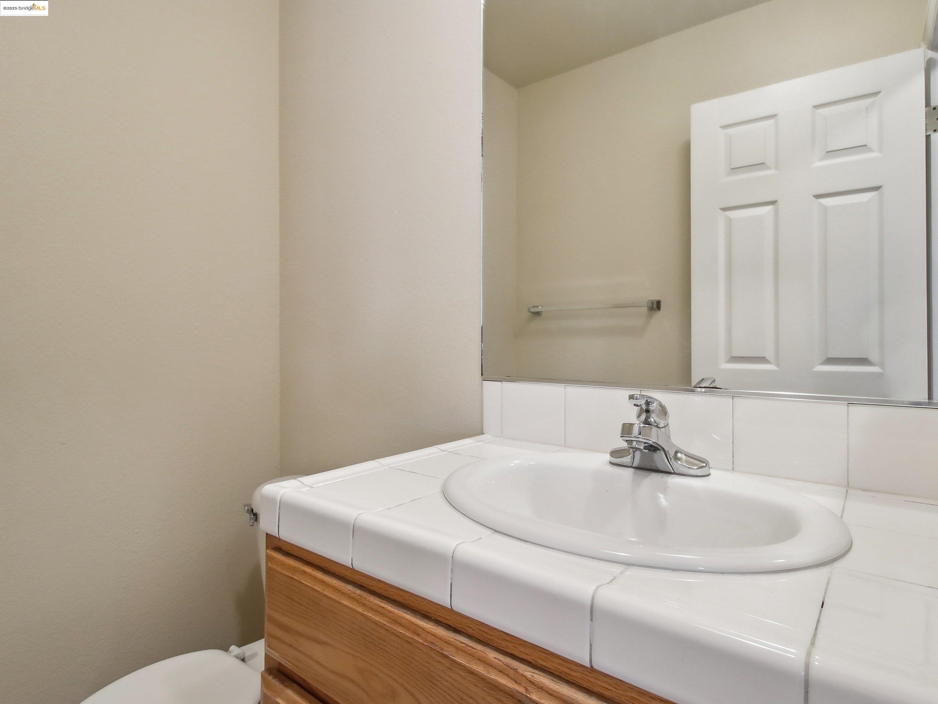 Photo #8: 41099714 Listing: Photo #8
