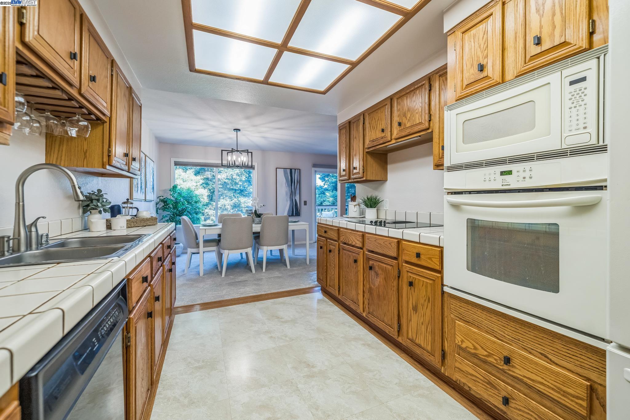 Photo #15: 41099716 Listing: Photo #15