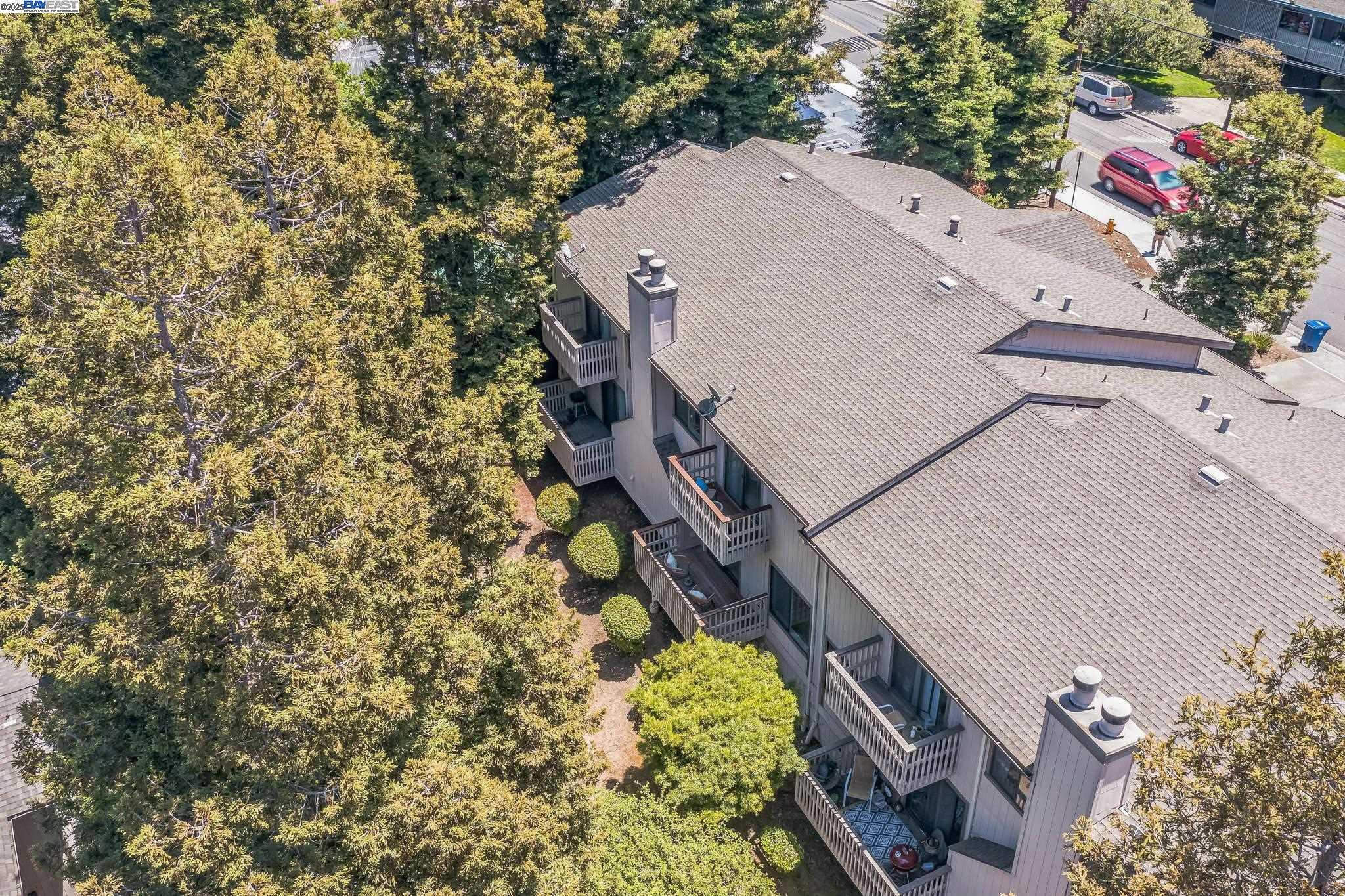 Detail Gallery Image 23 of 24 For 1138 Walpert St., Hayward,  CA 94541 - 2 Beds | 2/1 Baths