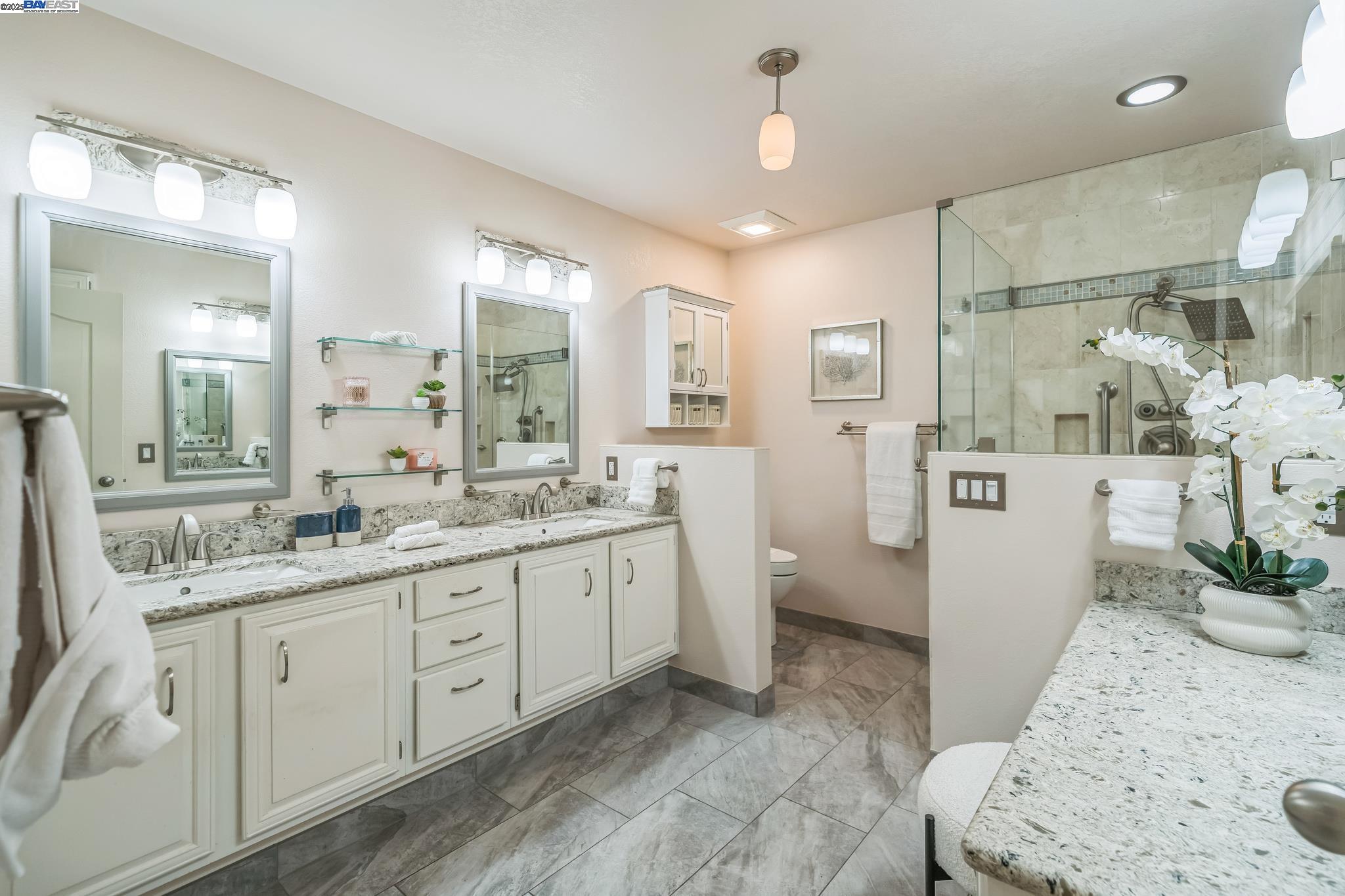 Photo #9: 41099716 Listing: Photo #9