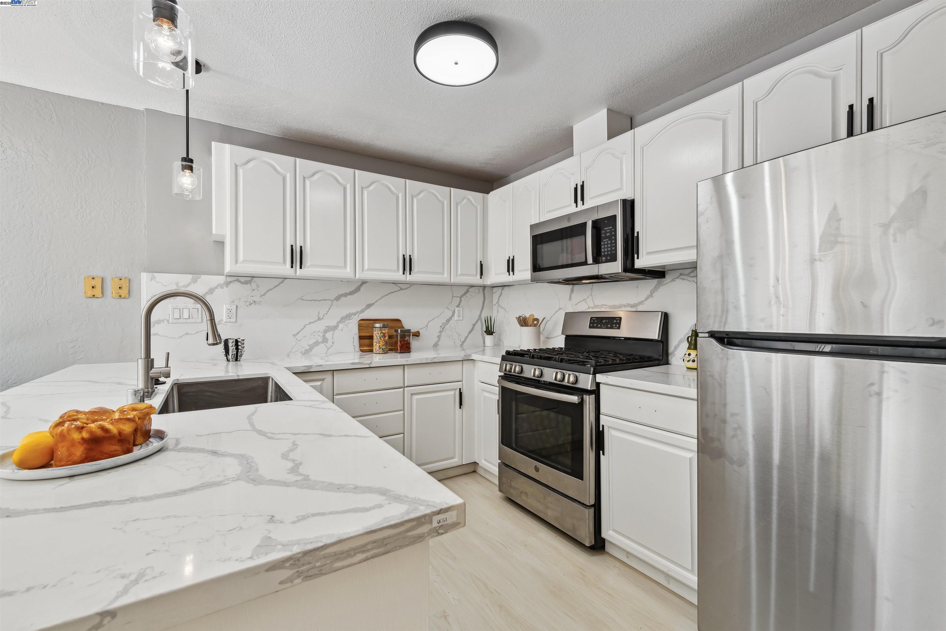 Photo #10: 41099717 Listing: Photo #10