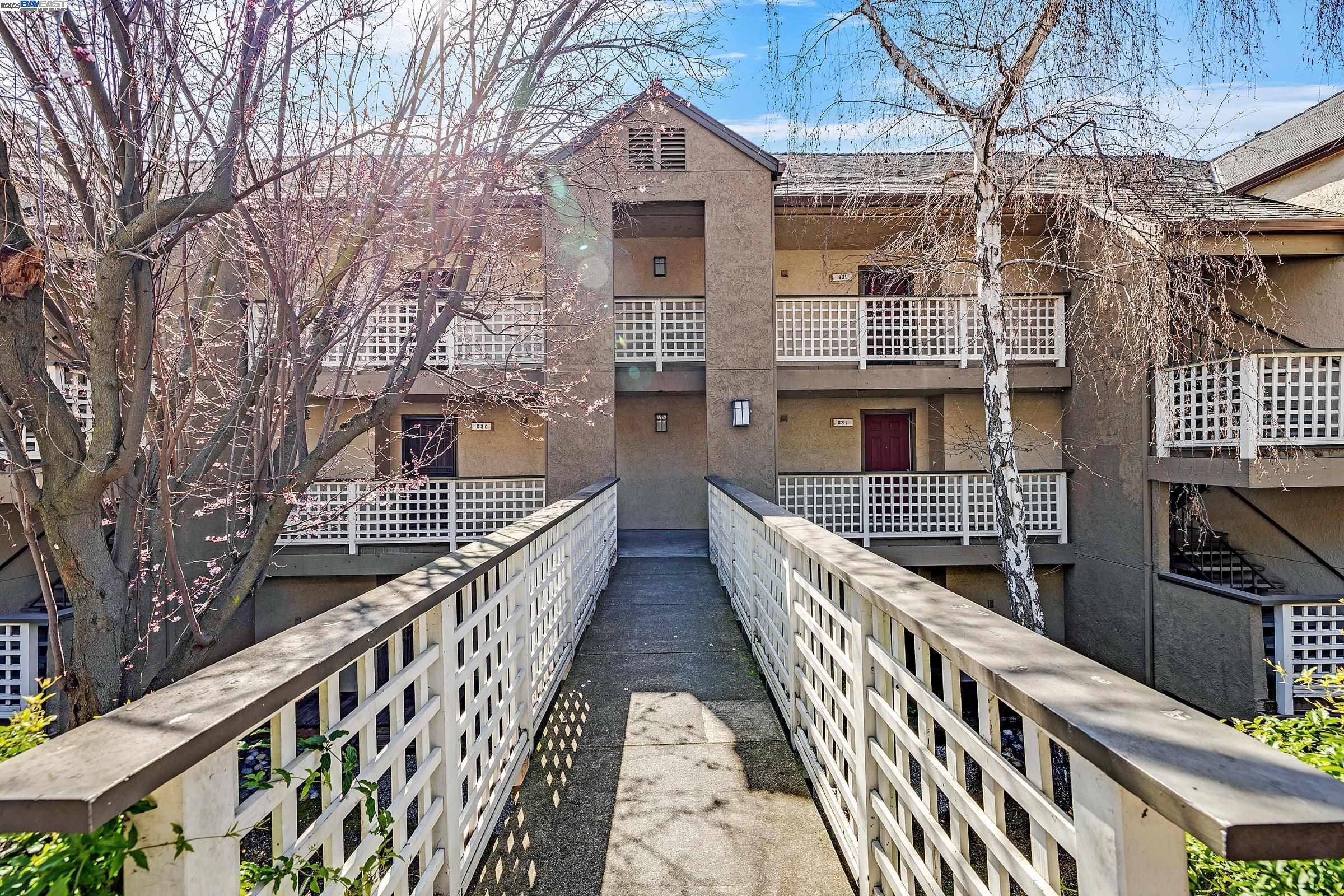 Photo #2: 41099718 Listing 