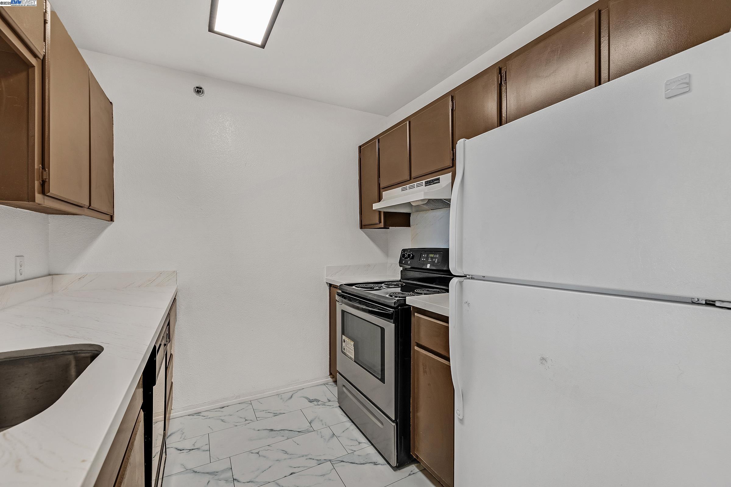 Photo #14: 41099718 Listing: Photo #14