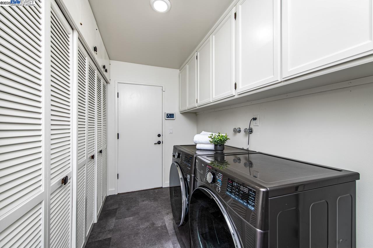 Detail Gallery Image 21 of 37 For 578 Escondido Cir, Livermore,  CA 94550 - 3 Beds | 2/1 Baths