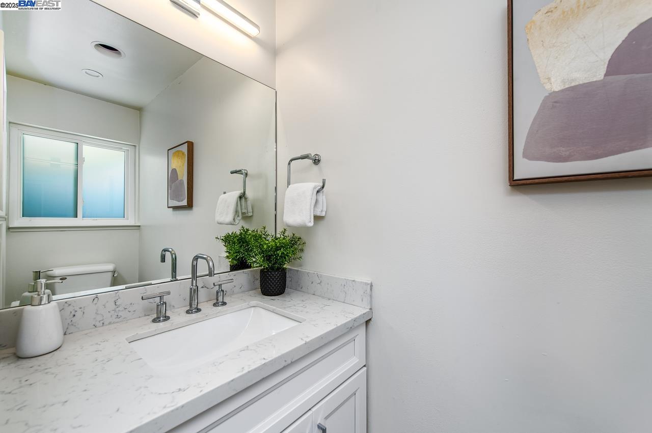 Detail Gallery Image 22 of 37 For 578 Escondido Cir, Livermore,  CA 94550 - 3 Beds | 2/1 Baths