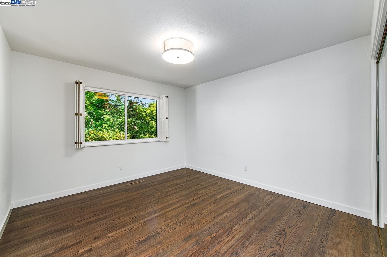 Detail Gallery Image 24 of 37 For 578 Escondido Cir, Livermore,  CA 94550 - 3 Beds | 2/1 Baths