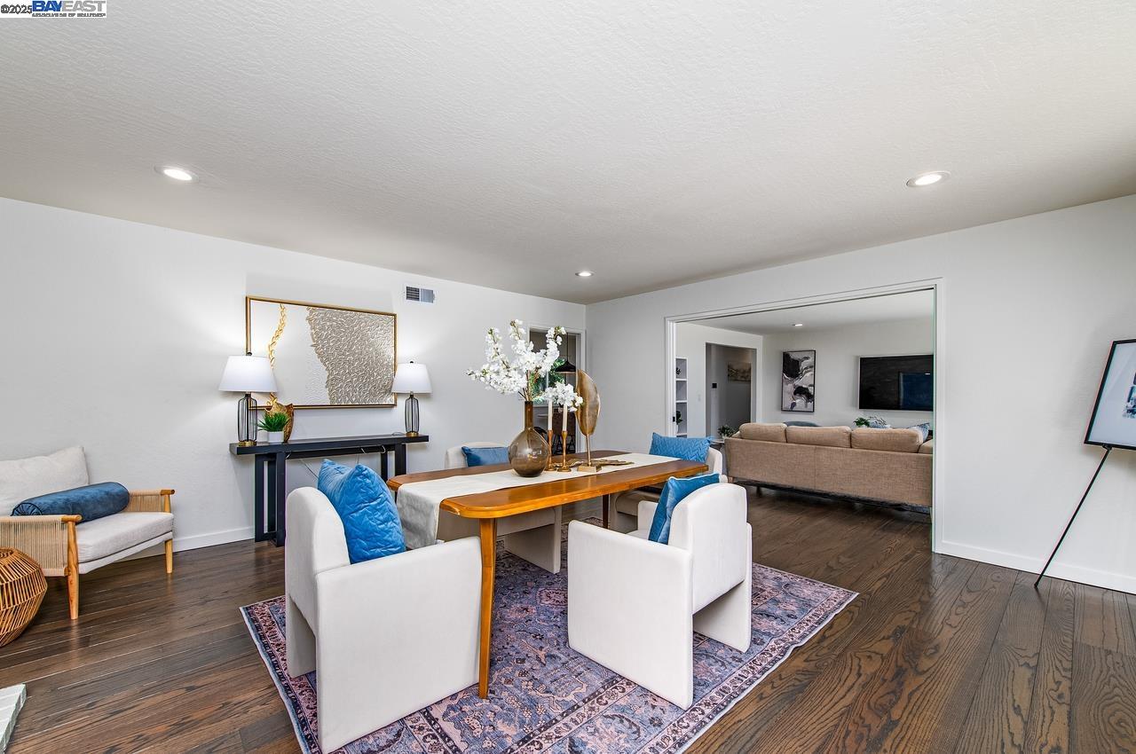 Detail Gallery Image 7 of 37 For 578 Escondido Cir, Livermore,  CA 94550 - 3 Beds | 2/1 Baths