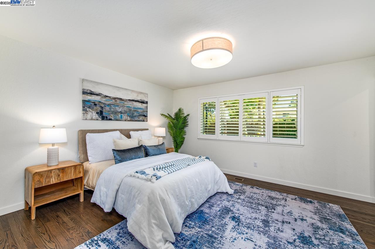 Detail Gallery Image 8 of 37 For 578 Escondido Cir, Livermore,  CA 94550 - 3 Beds | 2/1 Baths