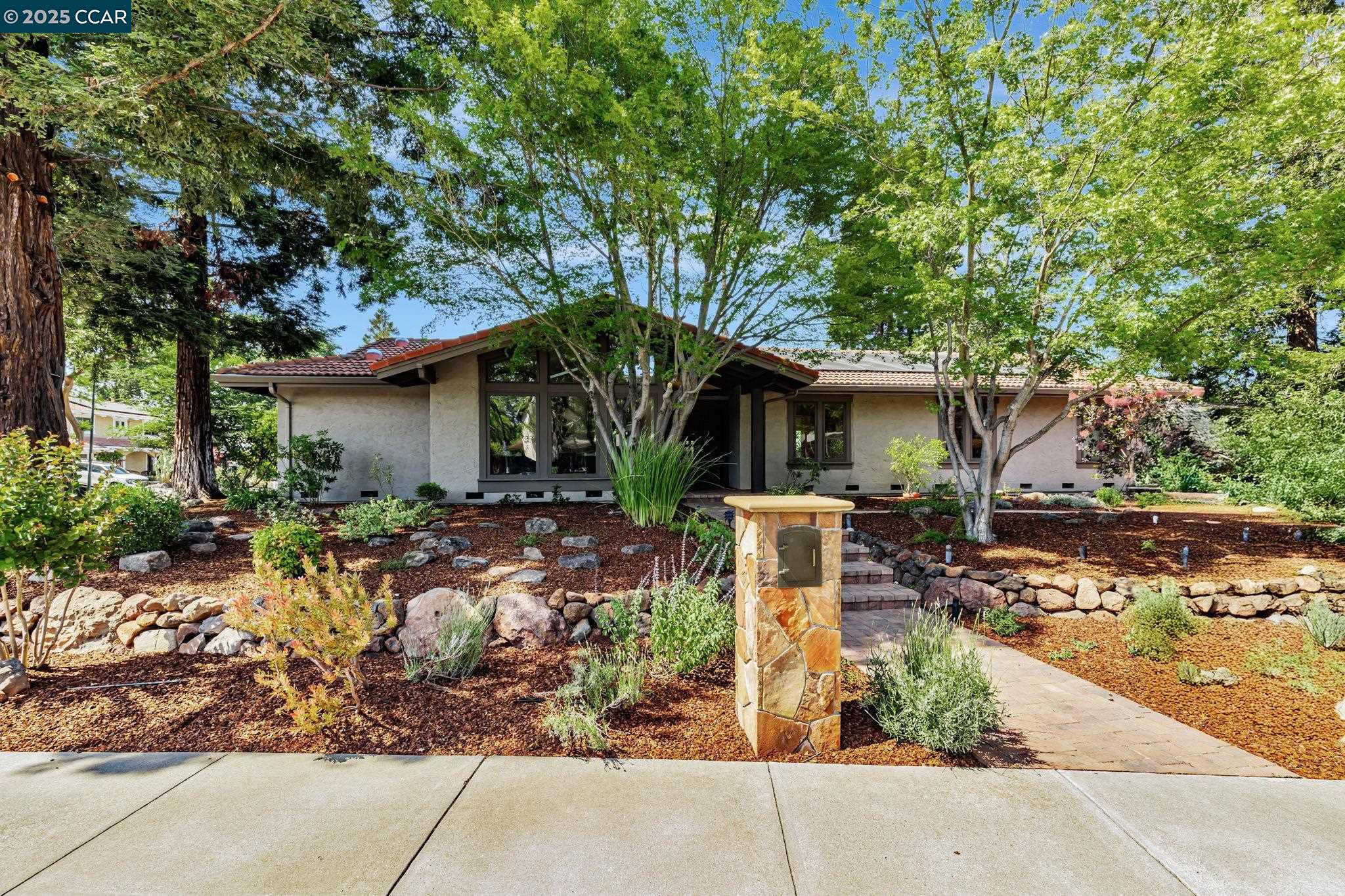 Detail Gallery Image 1 of 1 For 3180 Arbolado Dr, Walnut Creek,  CA 94598 - 4 Beds | 2/1 Baths