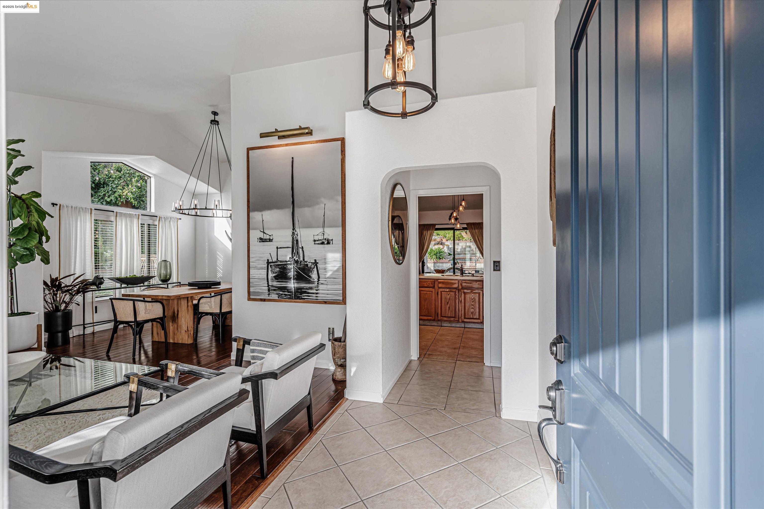 Detail Gallery Image 3 of 30 For 790 Britannia Dr., Vallejo,  CA 94591 - 3 Beds | 2 Baths