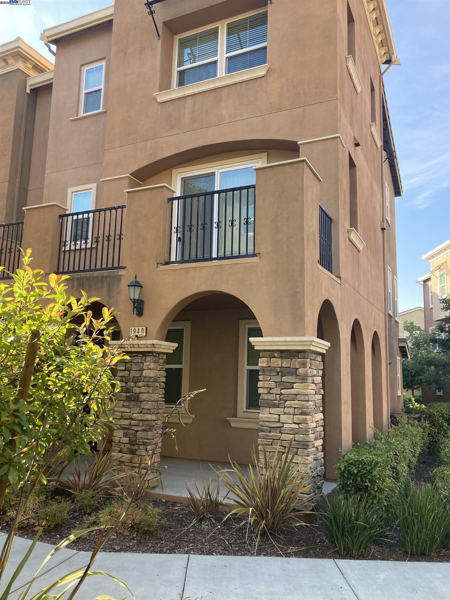 Detail Gallery Image 1 of 1 For 1940 Lee Way, Milpitas,  CA 95035 - 4 Beds | 3/1 Baths