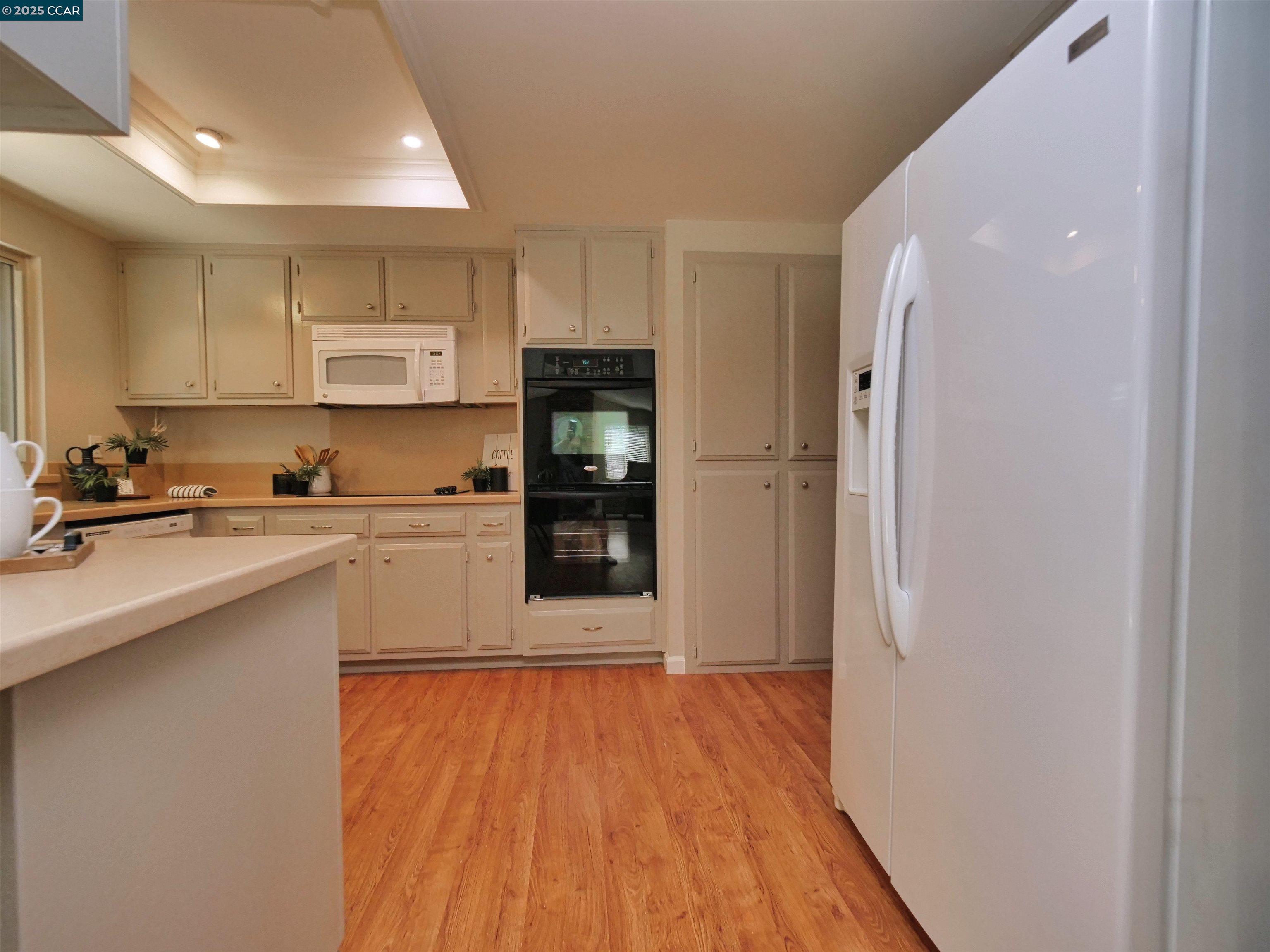 Detail Gallery Image 15 of 60 For 4311 Oakdale Place, Pittsburg,  CA 94565-6228 - 4 Beds | 2/1 Baths