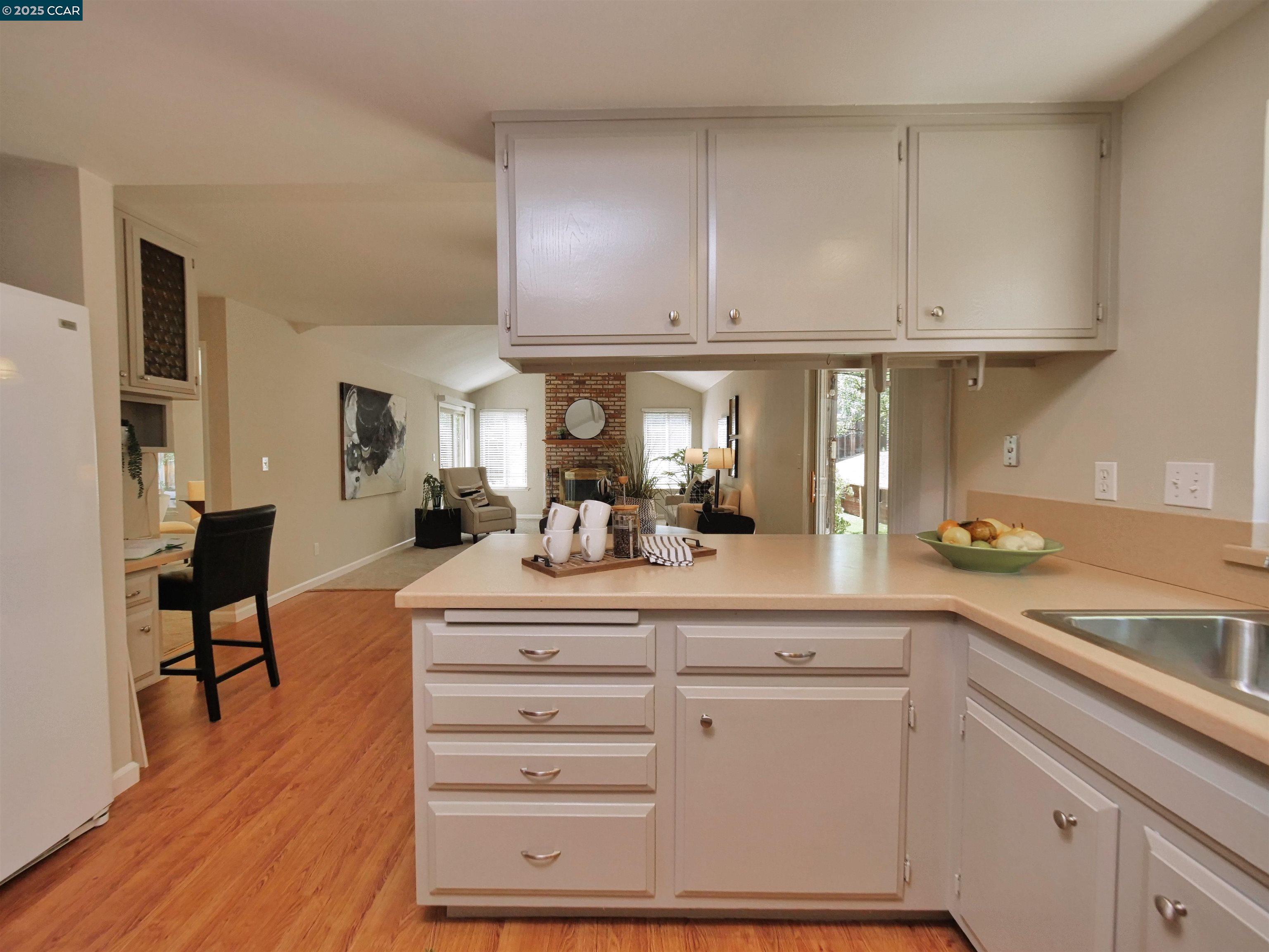 Detail Gallery Image 17 of 60 For 4311 Oakdale Place, Pittsburg,  CA 94565-6228 - 4 Beds | 2/1 Baths