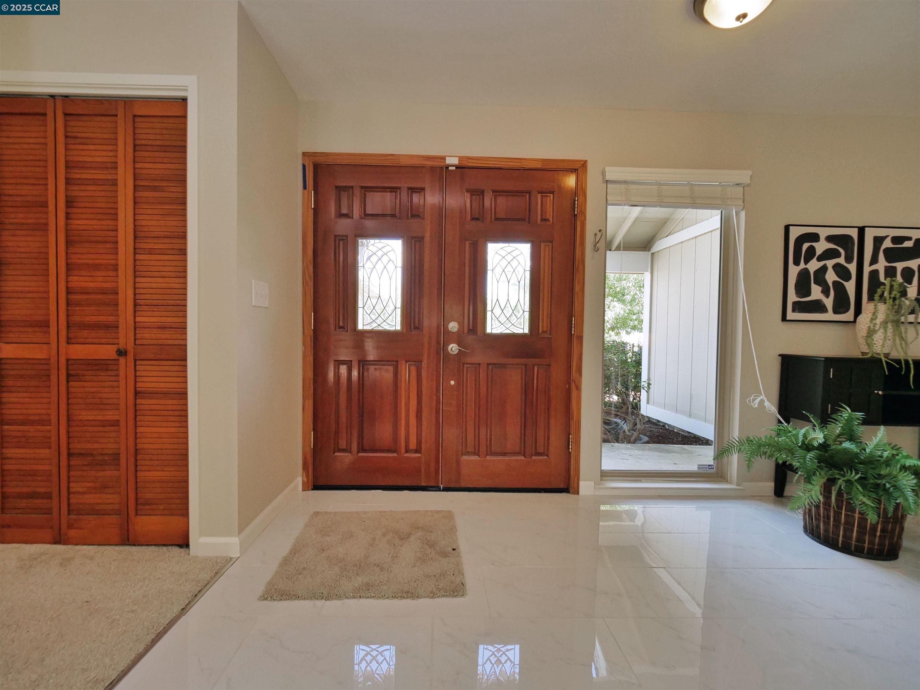 Detail Gallery Image 3 of 60 For 4311 Oakdale Place, Pittsburg,  CA 94565-6228 - 4 Beds | 2/1 Baths