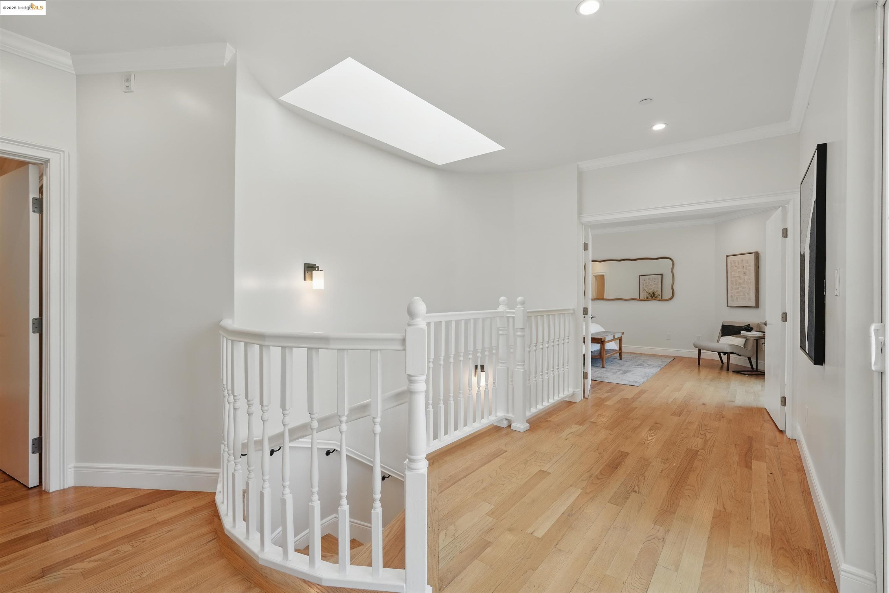 Detail Gallery Image 26 of 53 For 5915 Balboa Dr, Oakland,  CA 94611 - 5 Beds | 5 Baths
