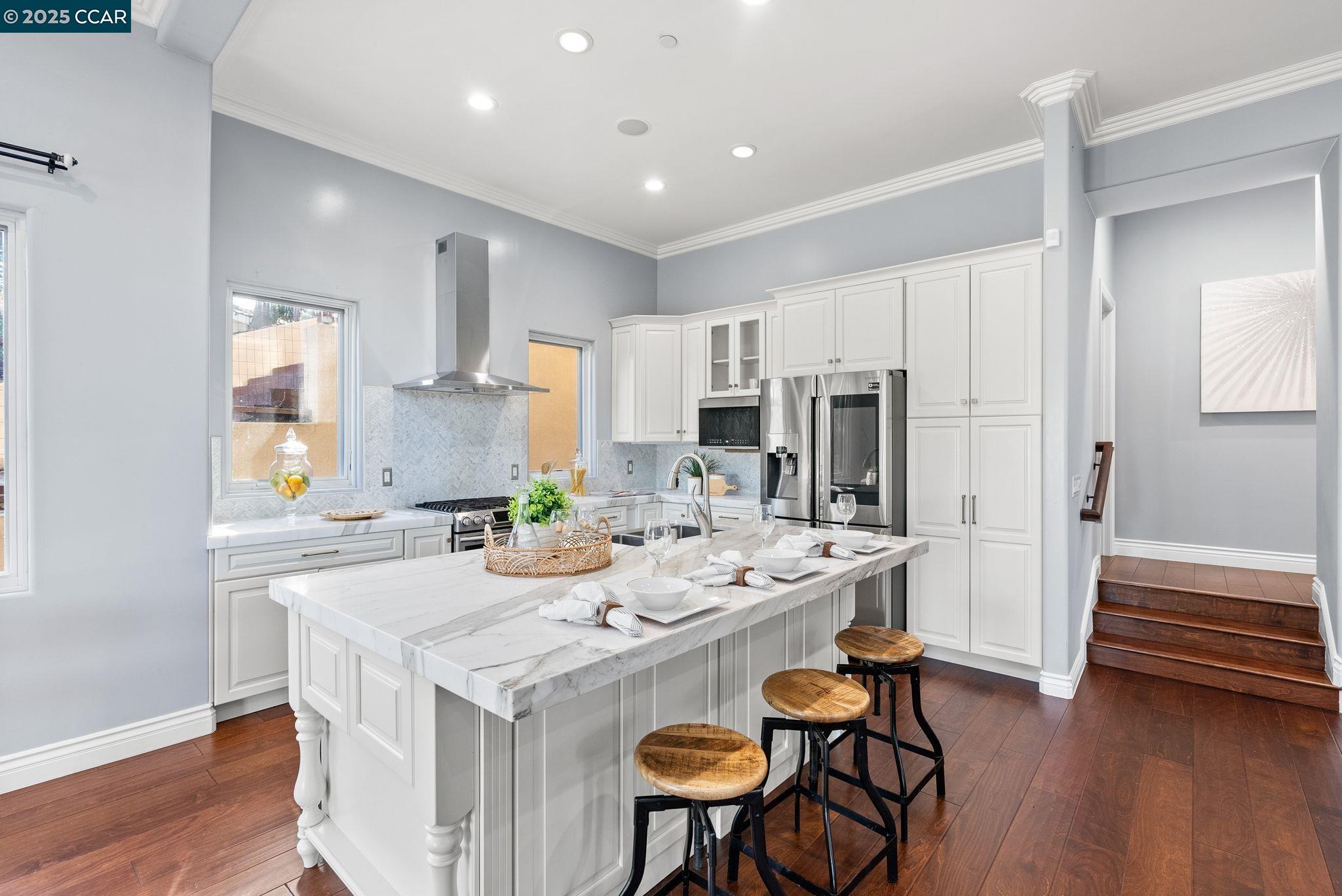 Detail Gallery Image 13 of 48 For 102 Barbara Rd, Orinda,  CA 94563 - 4 Beds | 3/1 Baths