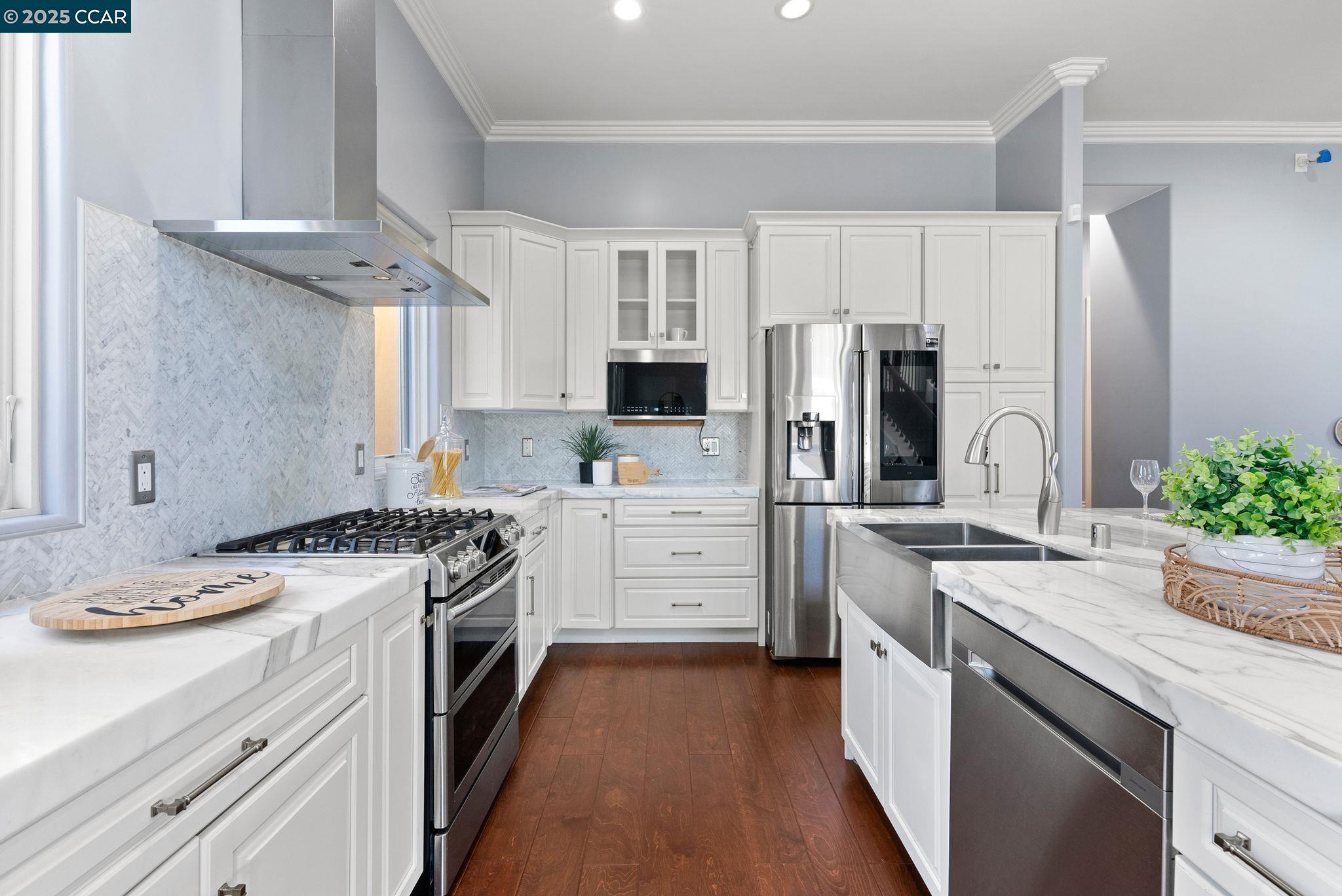 Detail Gallery Image 15 of 48 For 102 Barbara Rd, Orinda,  CA 94563 - 4 Beds | 3/1 Baths