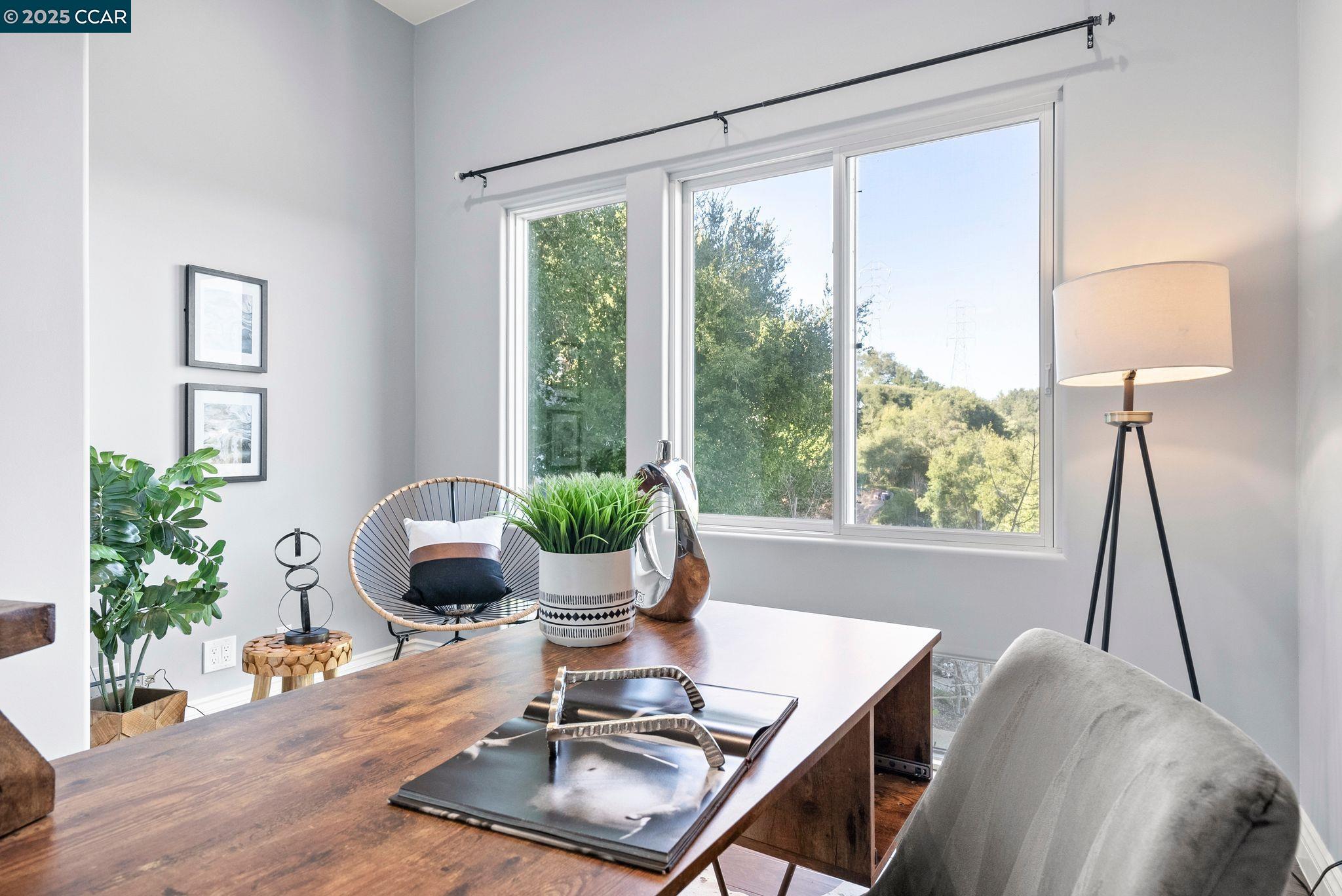 Detail Gallery Image 28 of 48 For 102 Barbara Rd, Orinda,  CA 94563 - 4 Beds | 3/1 Baths