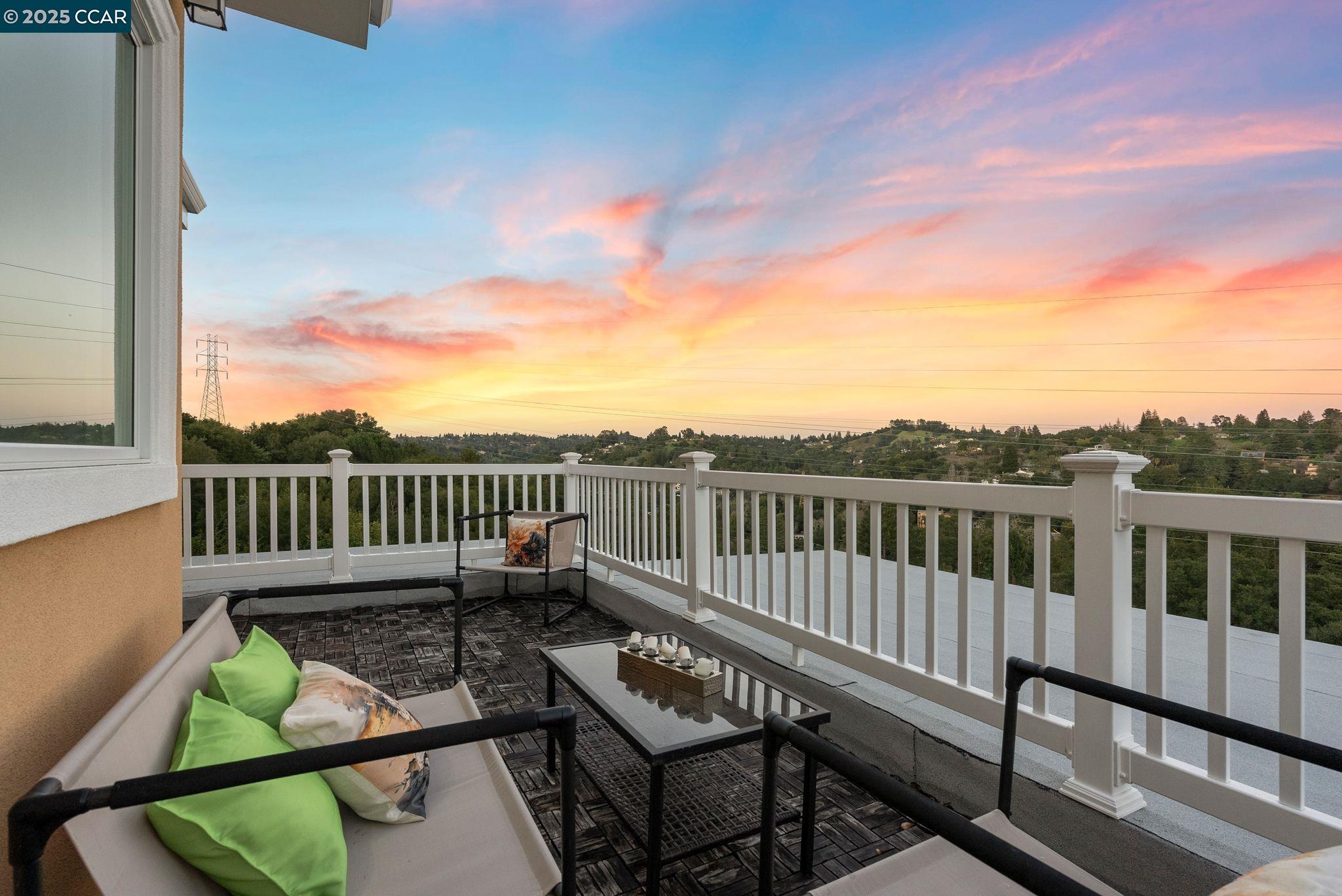 Detail Gallery Image 31 of 48 For 102 Barbara Rd, Orinda,  CA 94563 - 4 Beds | 3/1 Baths