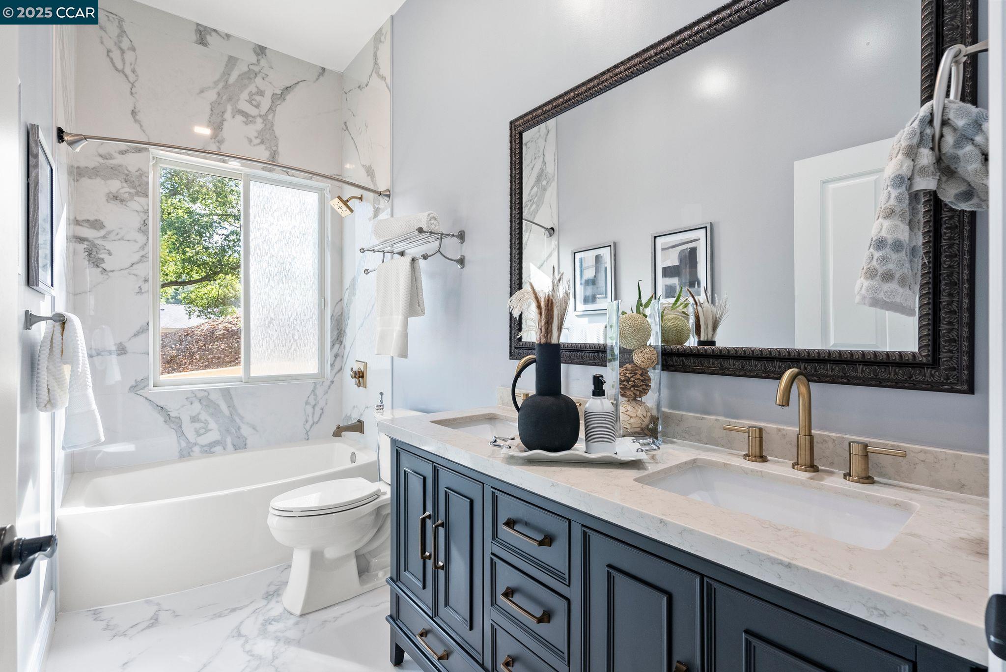 Detail Gallery Image 37 of 48 For 102 Barbara Rd, Orinda,  CA 94563 - 4 Beds | 3/1 Baths