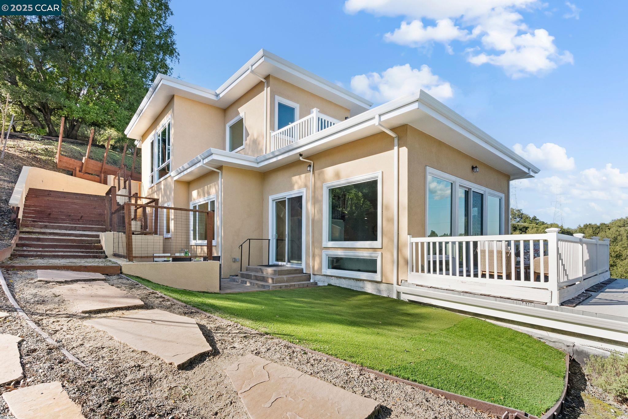 Detail Gallery Image 42 of 48 For 102 Barbara Rd, Orinda,  CA 94563 - 4 Beds | 3/1 Baths