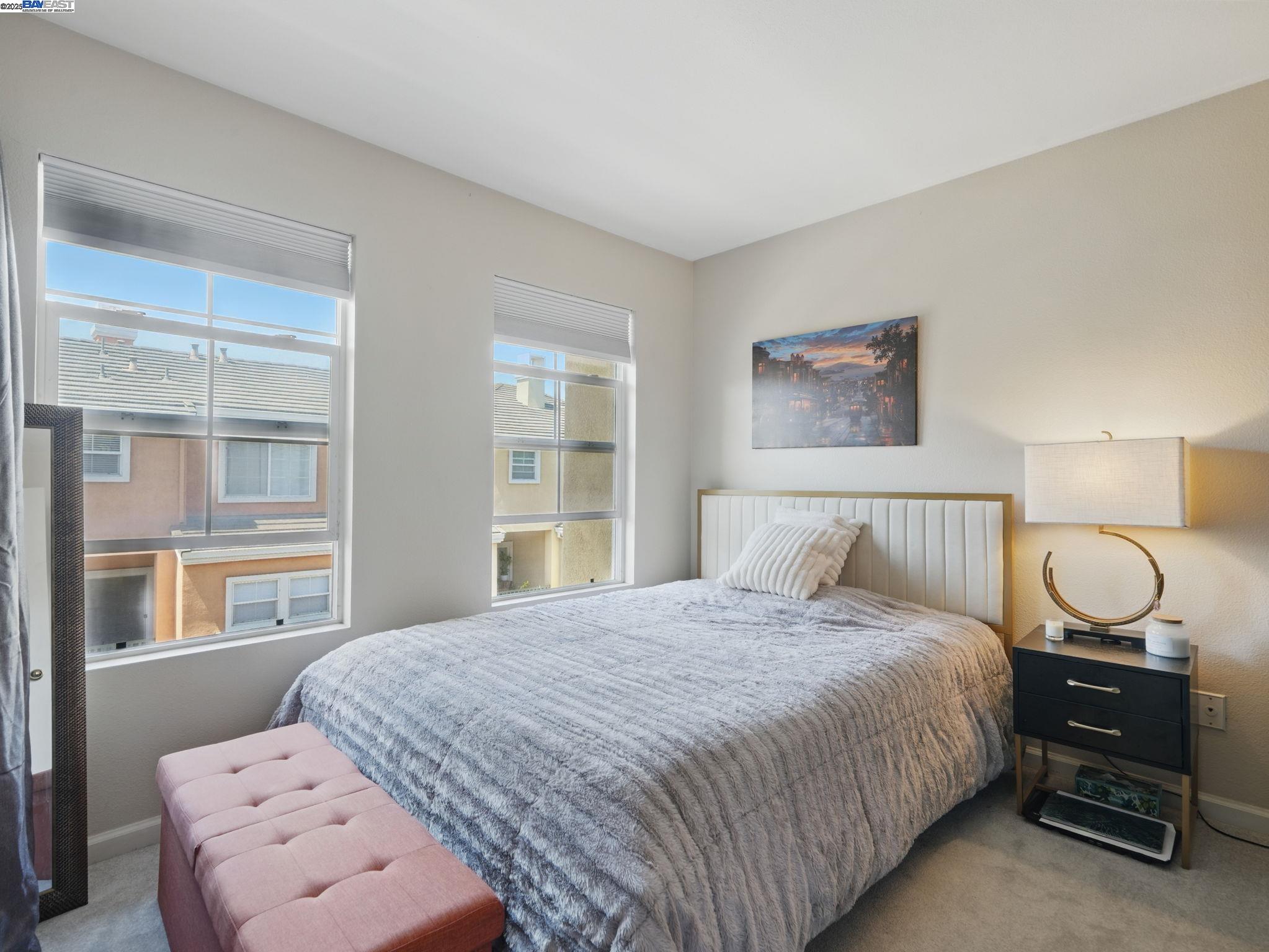 Detail Gallery Image 18 of 22 For 3455 Gilman Cmn, Fremont,  CA 94538 - 3 Beds | 2/1 Baths