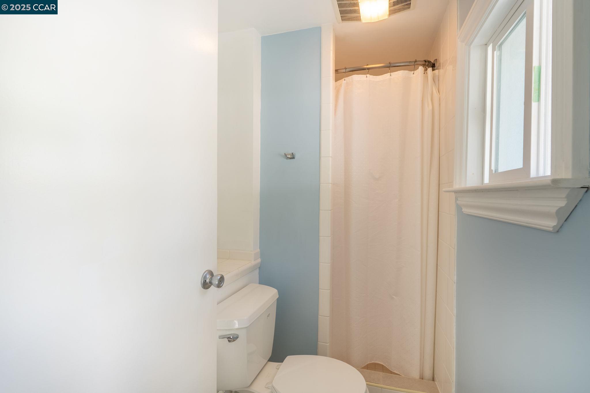 Detail Gallery Image 14 of 32 For 3215 Camino Colorados, Lafayette,  CA 94549 - 3 Beds | 2 Baths