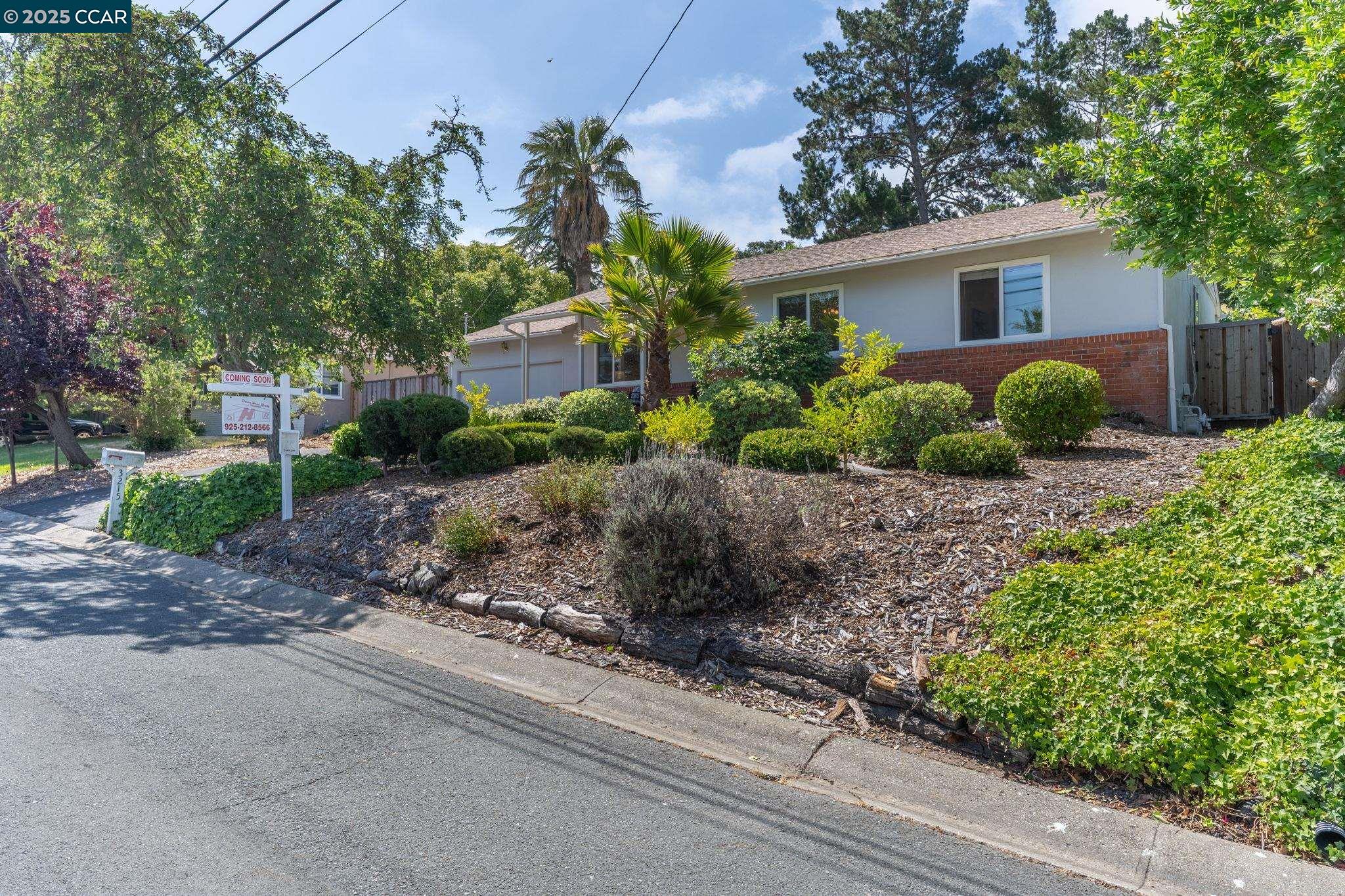 Detail Gallery Image 27 of 32 For 3215 Camino Colorados, Lafayette,  CA 94549 - 3 Beds | 2 Baths