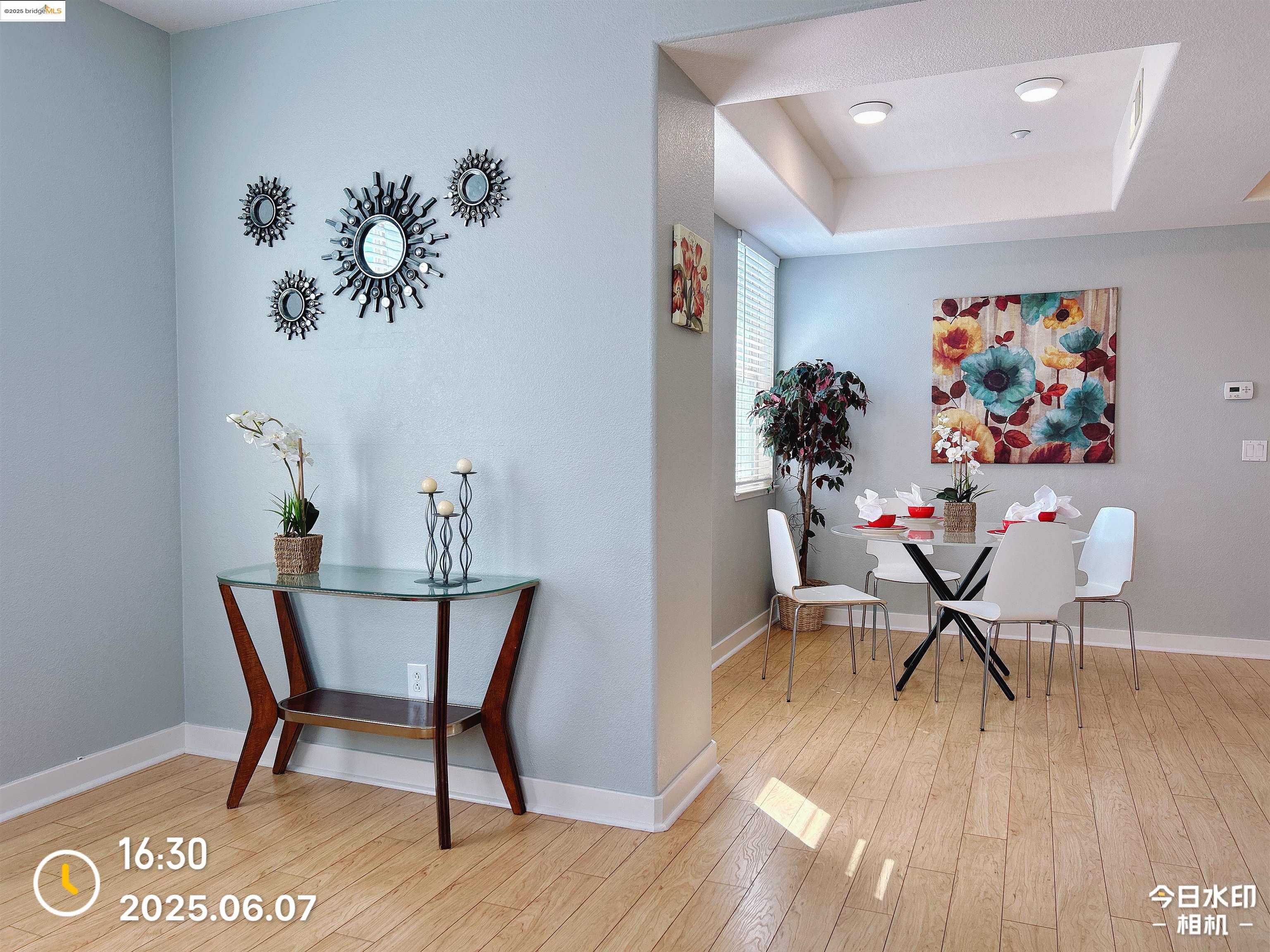 Detail Gallery Image 15 of 45 For 6136 Old Quarry Loop, Oakland,  CA 94605 - 2 Beds | 2/1 Baths