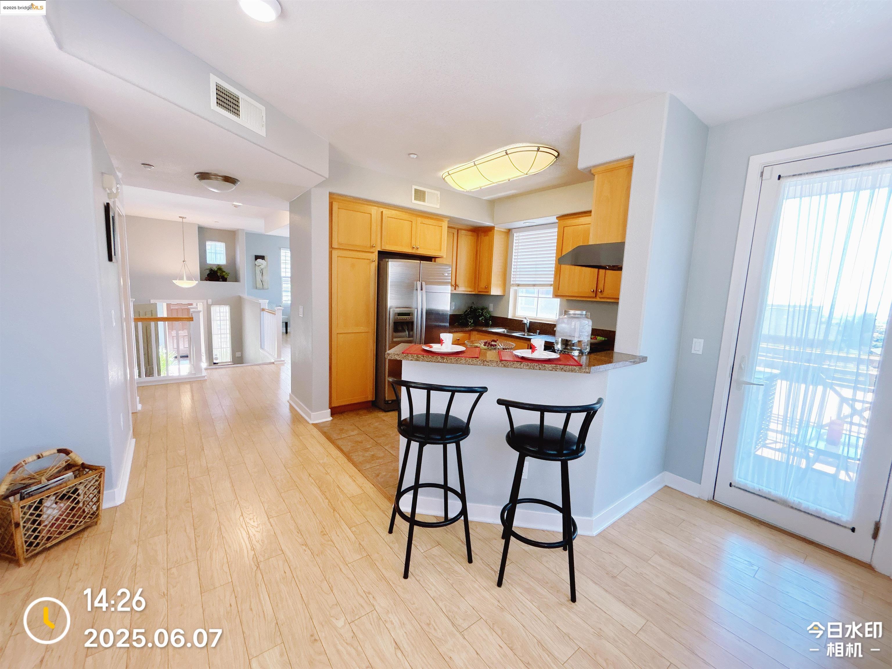 Detail Gallery Image 22 of 45 For 6136 Old Quarry Loop, Oakland,  CA 94605 - 2 Beds | 2/1 Baths
