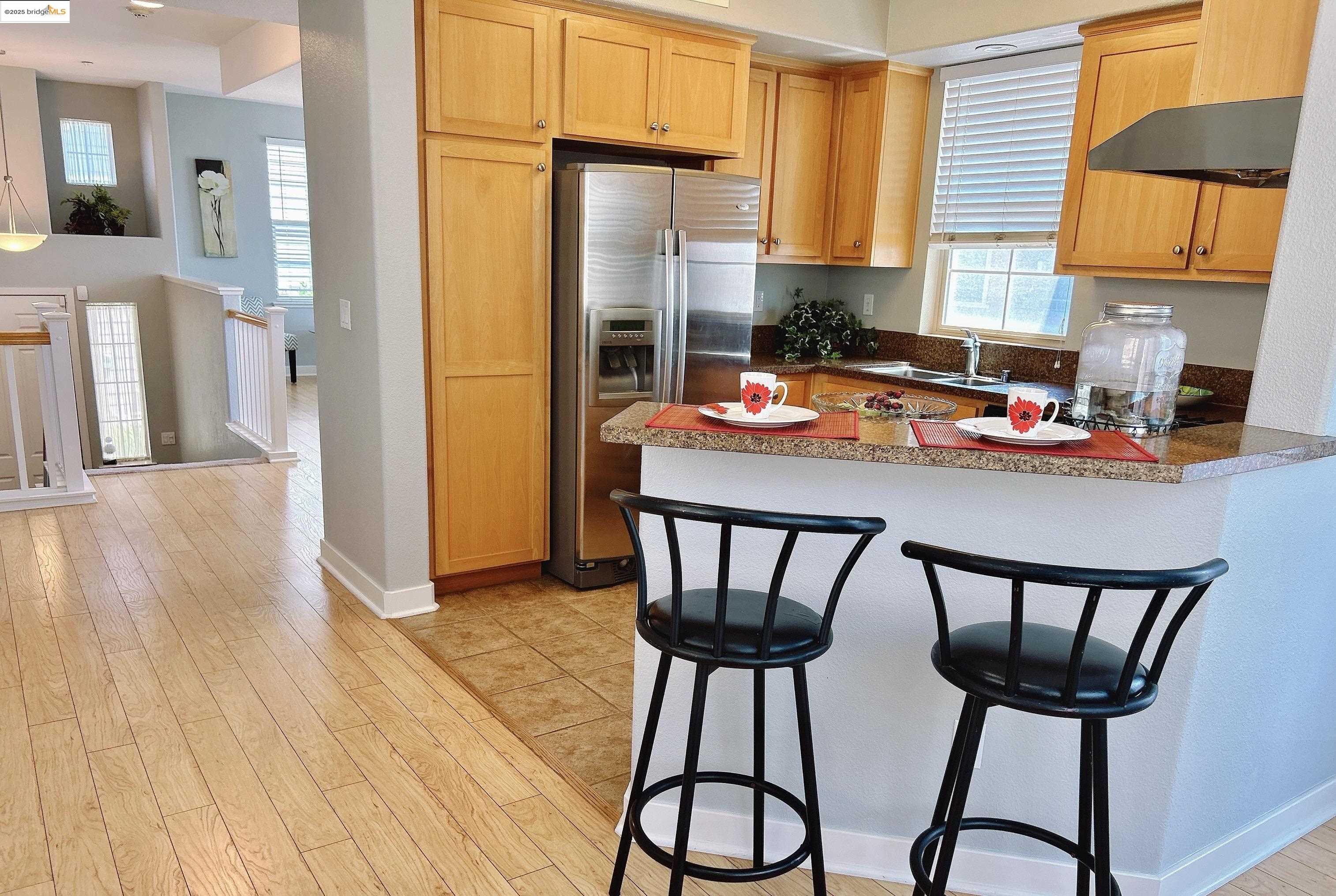 Detail Gallery Image 24 of 45 For 6136 Old Quarry Loop, Oakland,  CA 94605 - 2 Beds | 2/1 Baths