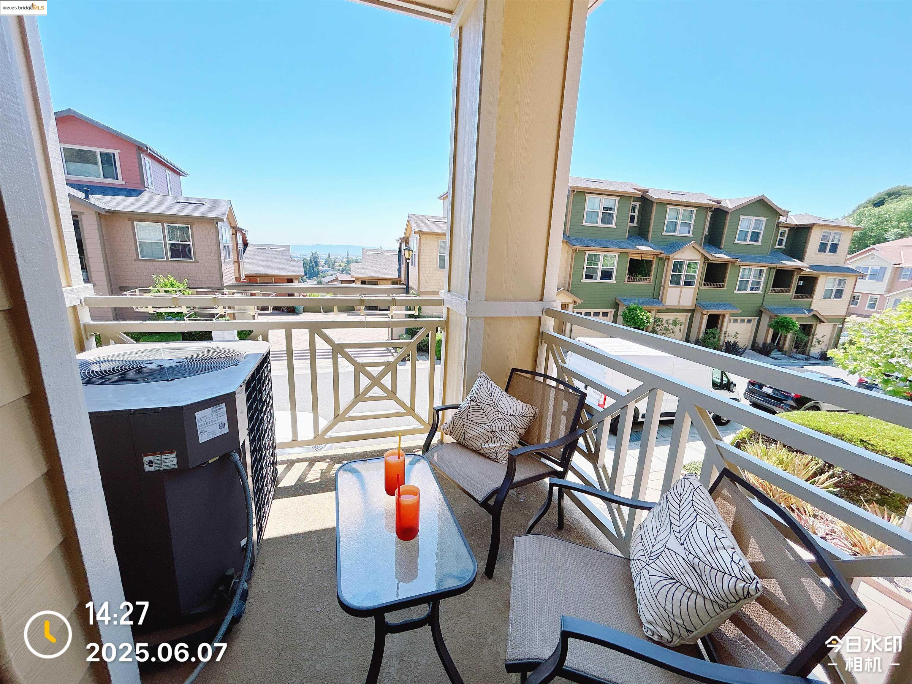 Detail Gallery Image 25 of 45 For 6136 Old Quarry Loop, Oakland,  CA 94605 - 2 Beds | 2/1 Baths