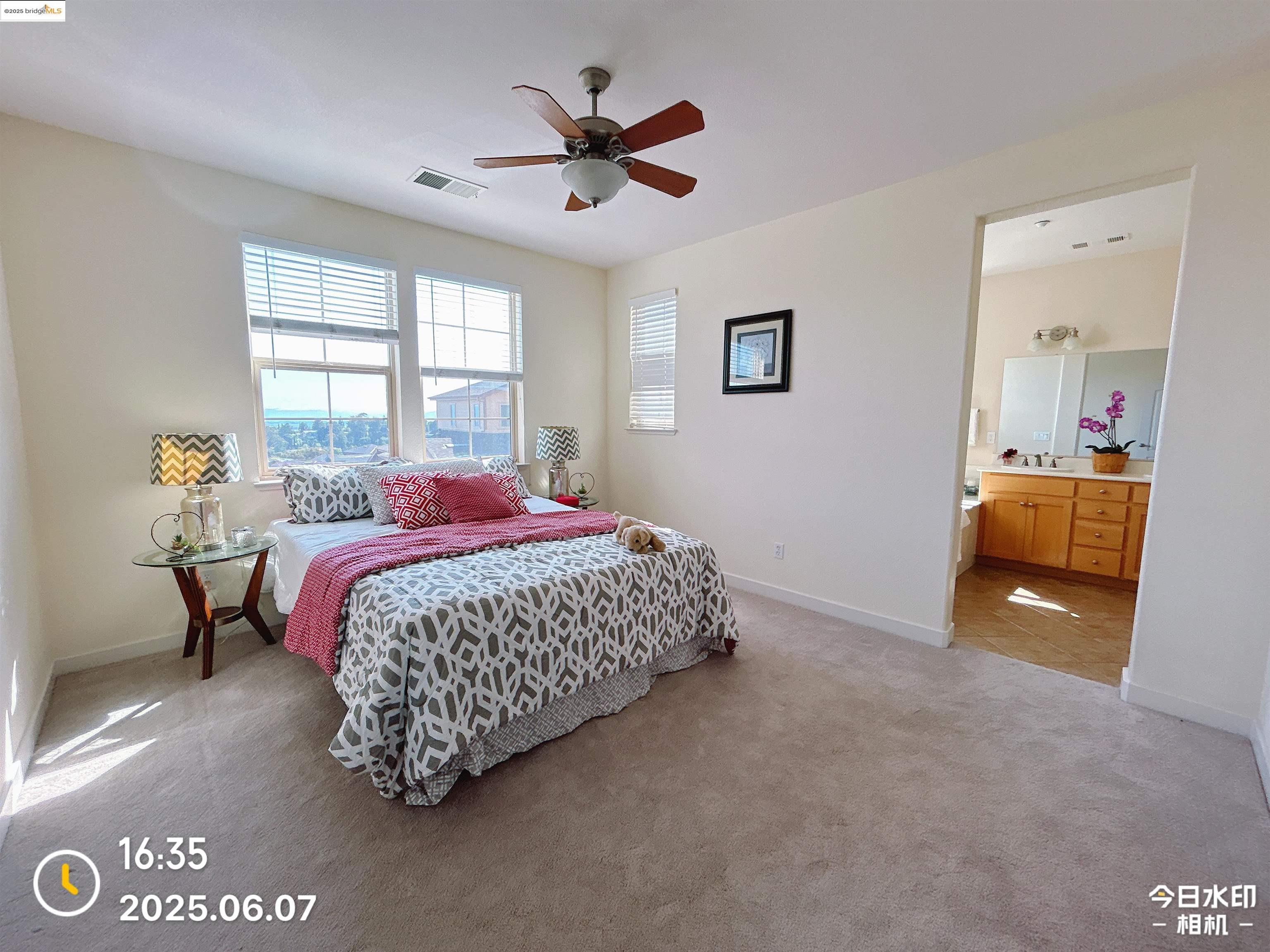 Detail Gallery Image 31 of 45 For 6136 Old Quarry Loop, Oakland,  CA 94605 - 2 Beds | 2/1 Baths