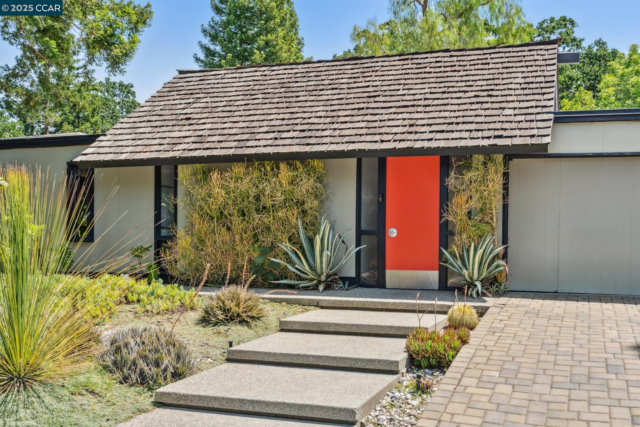 Detail Gallery Image 3 of 58 For 232 Clyde Dr, Walnut Creek,  CA 94598 - 4 Beds | 2 Baths
